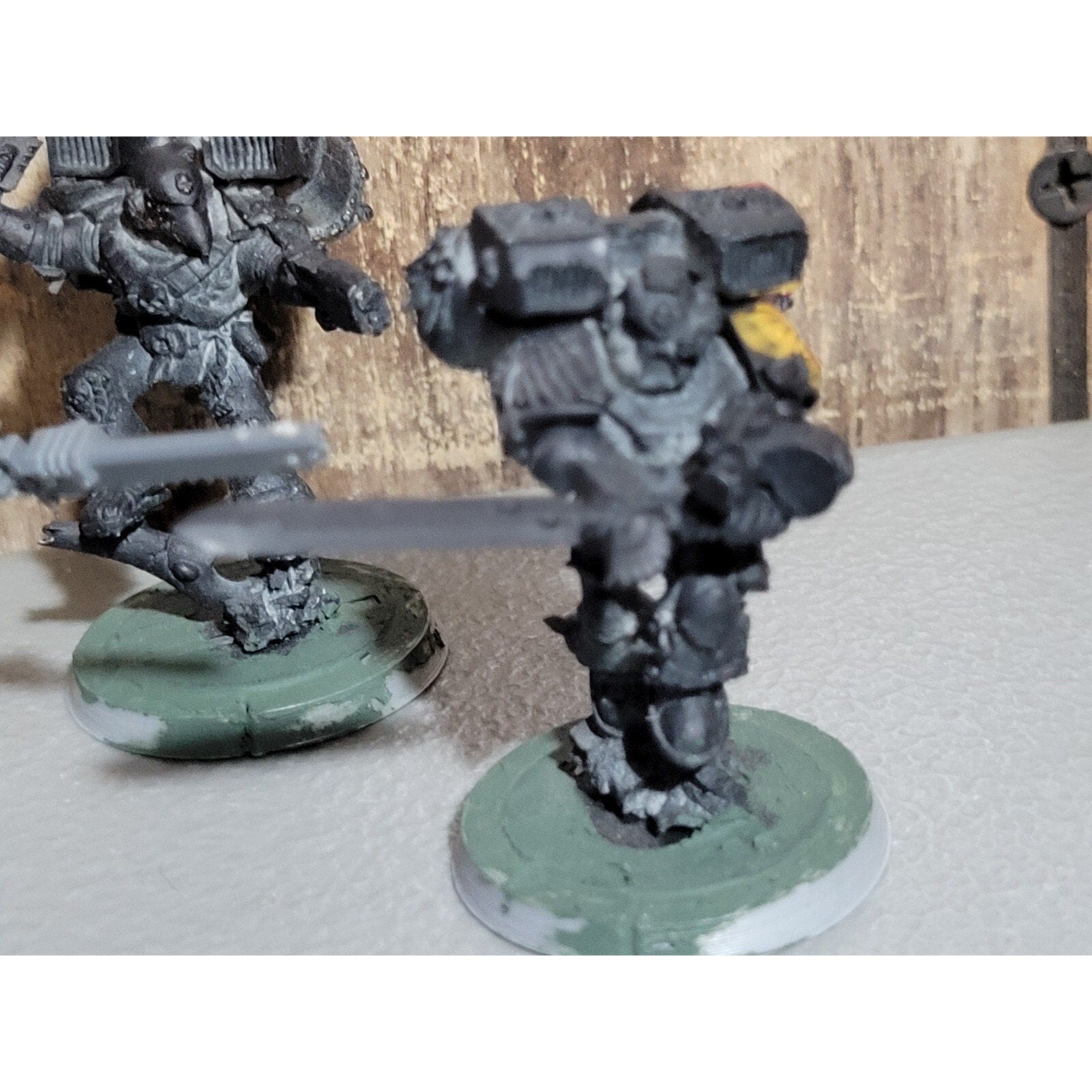 A18689 WARHAMMER 40K SPACE MARINES FINECAST VANGUARD VETERANS 5 PK