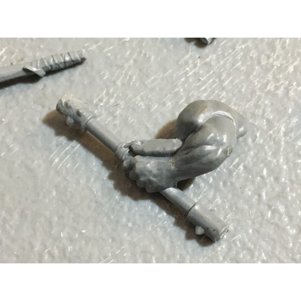 A23432 WARHAMMER FANTASY OGRE KINGDOMS BITS LOT MIXED HEADS PLATES GW
