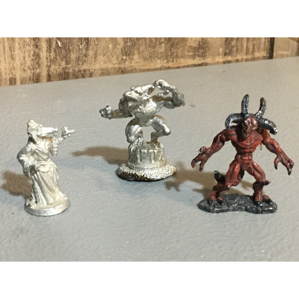 A24866 UNBRANDED METAL TABLETOP OLD OOP D&D FANTASY MONSTER DEMON MINIATURES