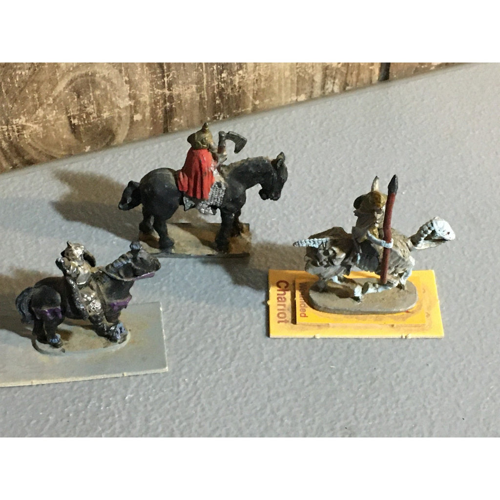 A32531 UNKNOWN METAL MINIATURES 3 PK SKELETON KNIGHT CAVALRY MISS 1 SWORD