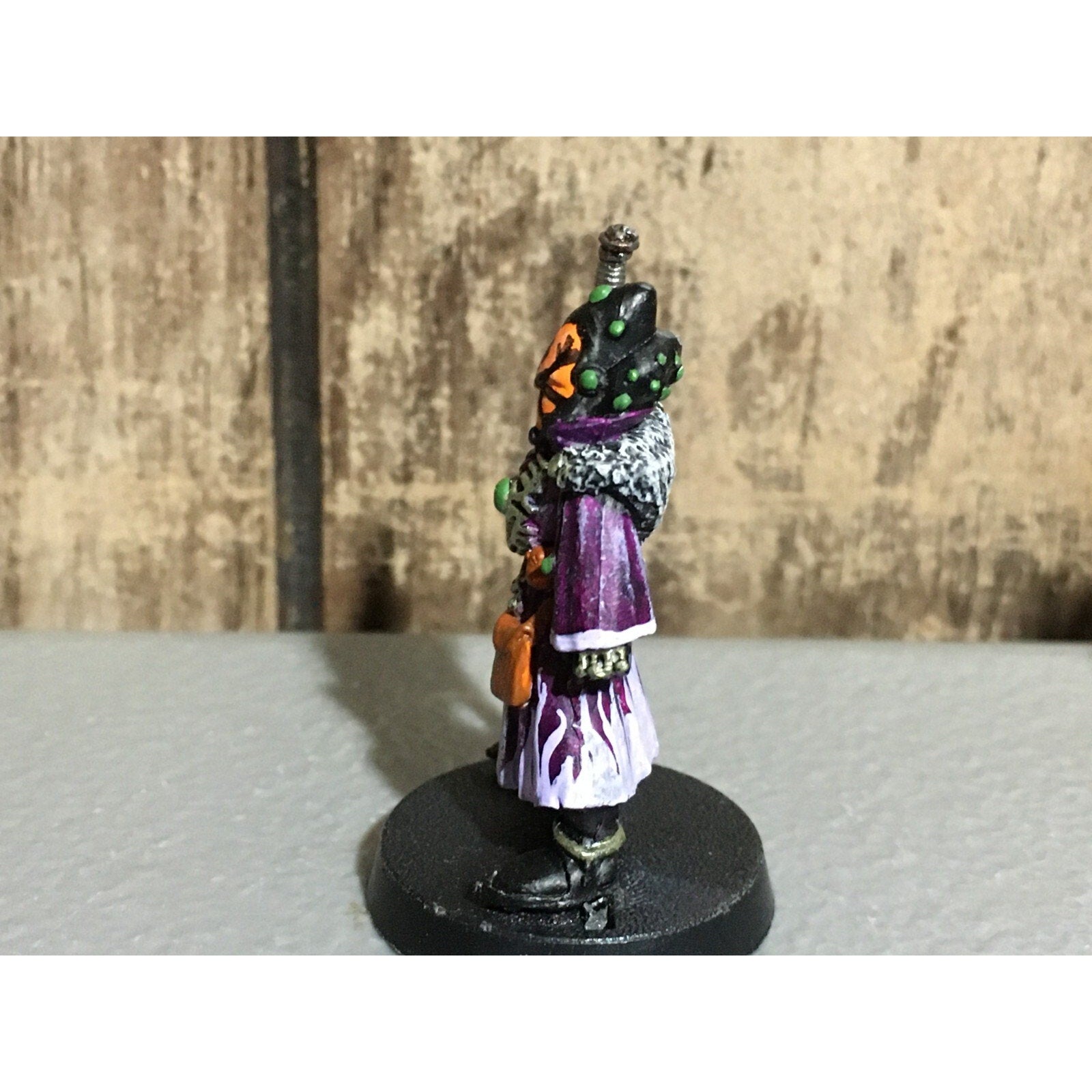 A19674 WARHAMMER 40K ELDAR CRAFTWORLDS METAL WARLOCK W SWORD OOP PAINTED