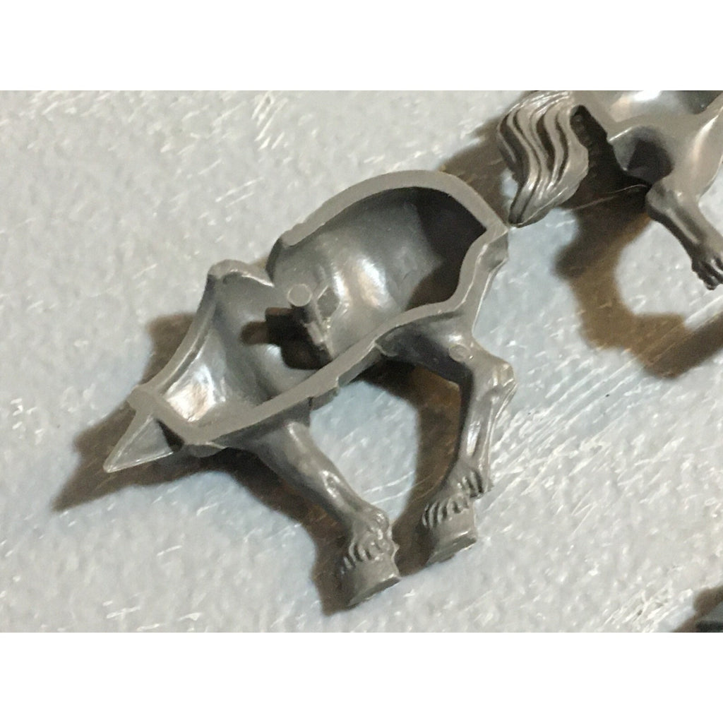 A23198 WARHAMMER FANTASY THE EMPIRE BITS LOT HORSE HEADS GW GAMES WORKSHOP