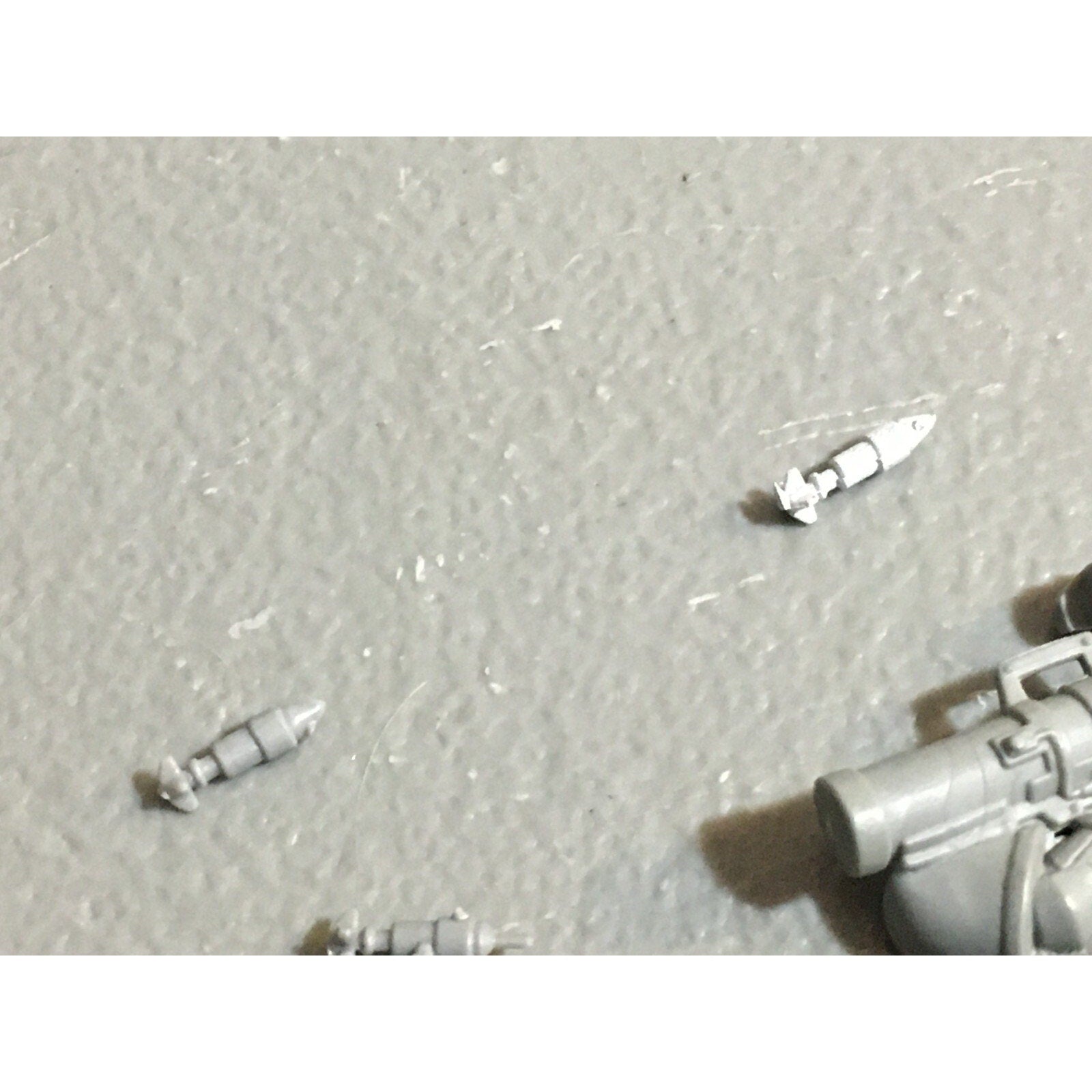 A23087 WARHAMMER 40K SPACE MARINES BITS LOT MISSILE LAUNCHERS GAMES WORKSHOP GW