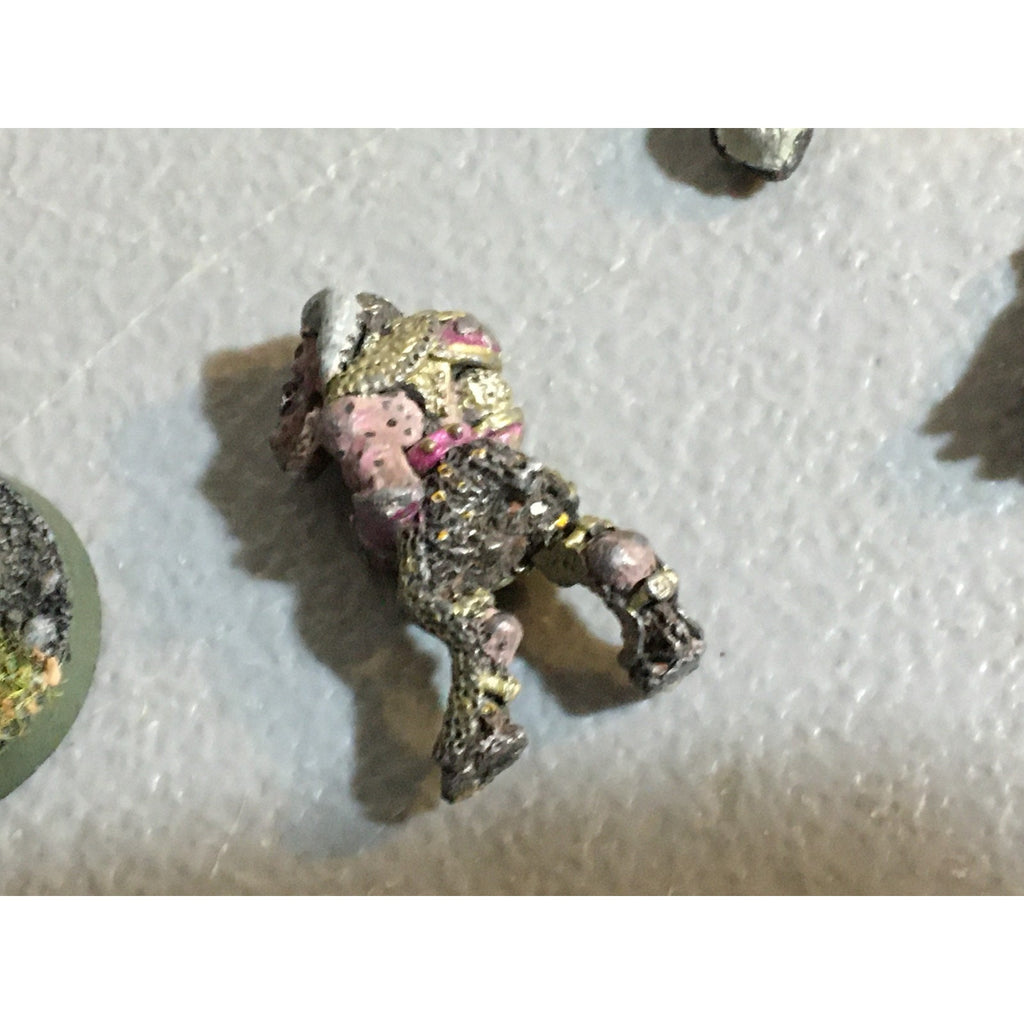 A32492 WARHAMMER FANTASY METAL MIXED BITS & INC LOT CHAOS BESTIGOR GORGER COLD