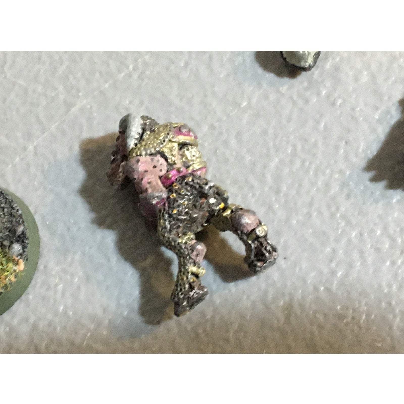 A32492 WARHAMMER FANTASY METAL MIXED BITS & INC LOT CHAOS BESTIGOR GORGER COLD