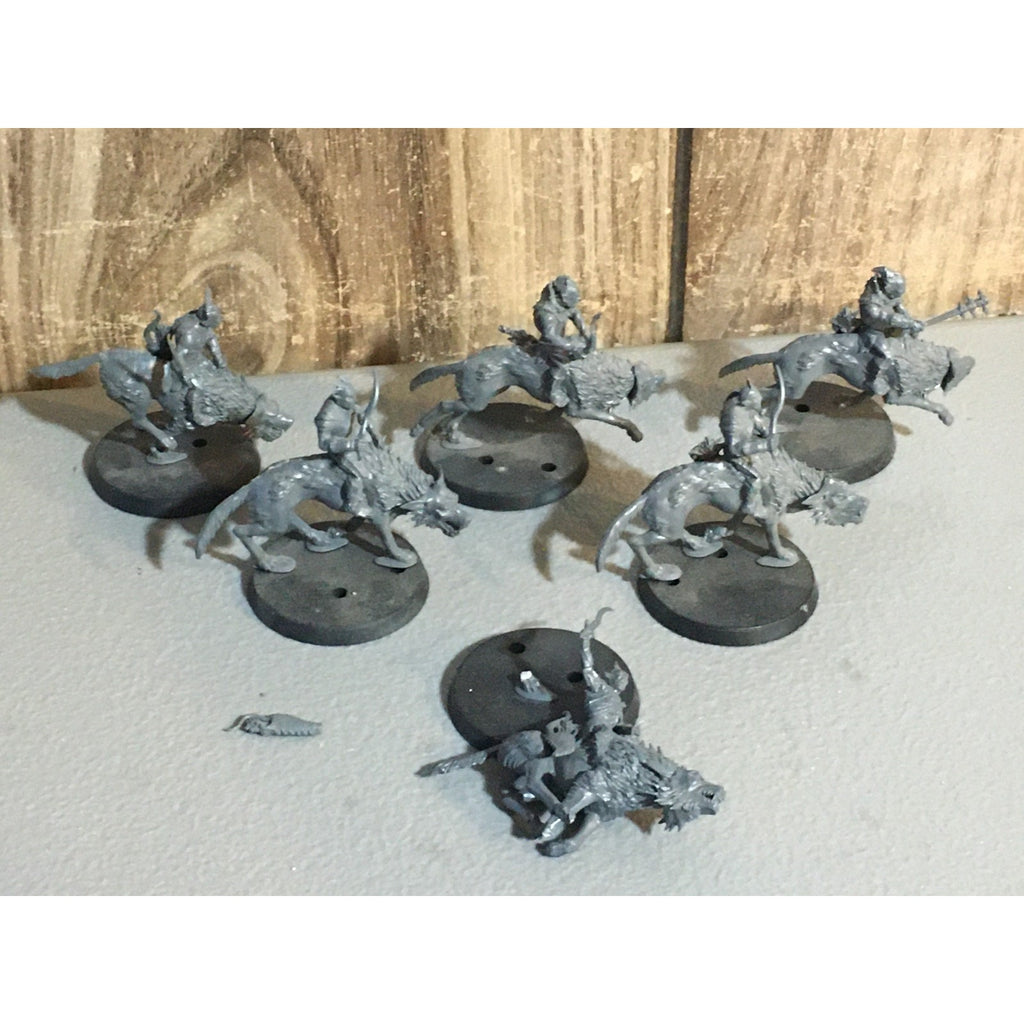 A30329 LOTR LORD OF THE RINGS GW GAMES WORKSHOP HUNTER ORCS ON FELL WARGS