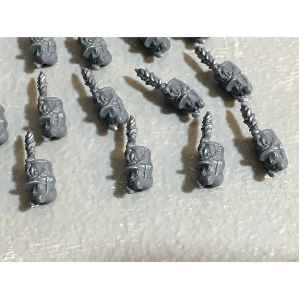 A23033 WARGAMES ATLANTIC HEADS NAPOLEONIC FANCY HATS & GASMASK MM BITS LOT MINIS