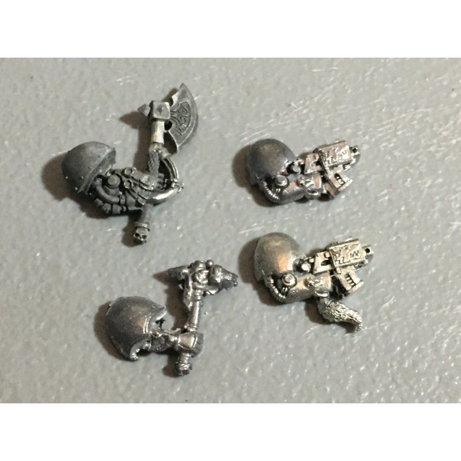 A22386 WARHAMMER 40K SPACE MARINES WOLVES METAL BITS LOT TERMINATOR ARMS GW