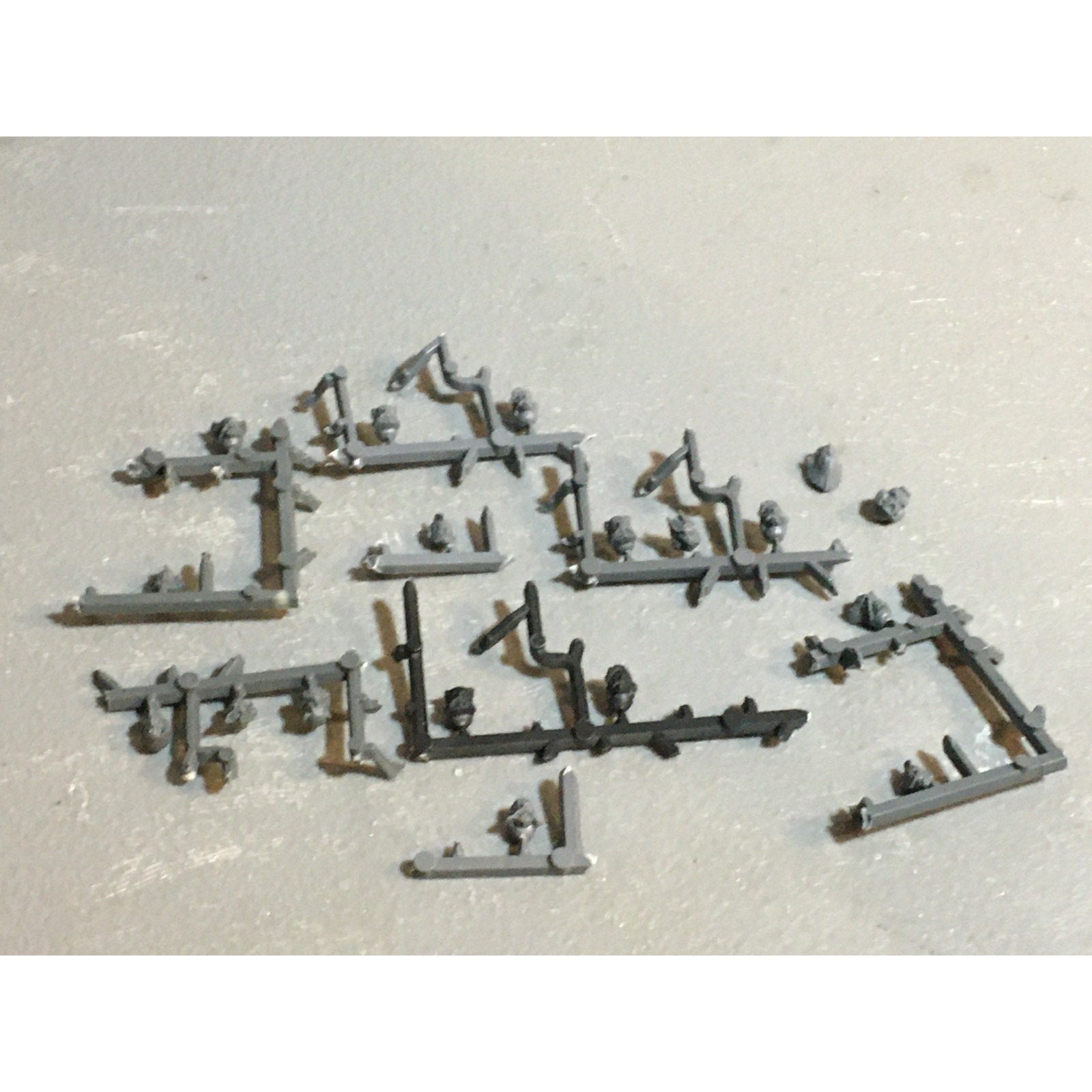 A24577B WARHAMMER 40K SPACE MARINES WOLVES BITS LOT HEADS 18 PK GAMES WORKSHOP