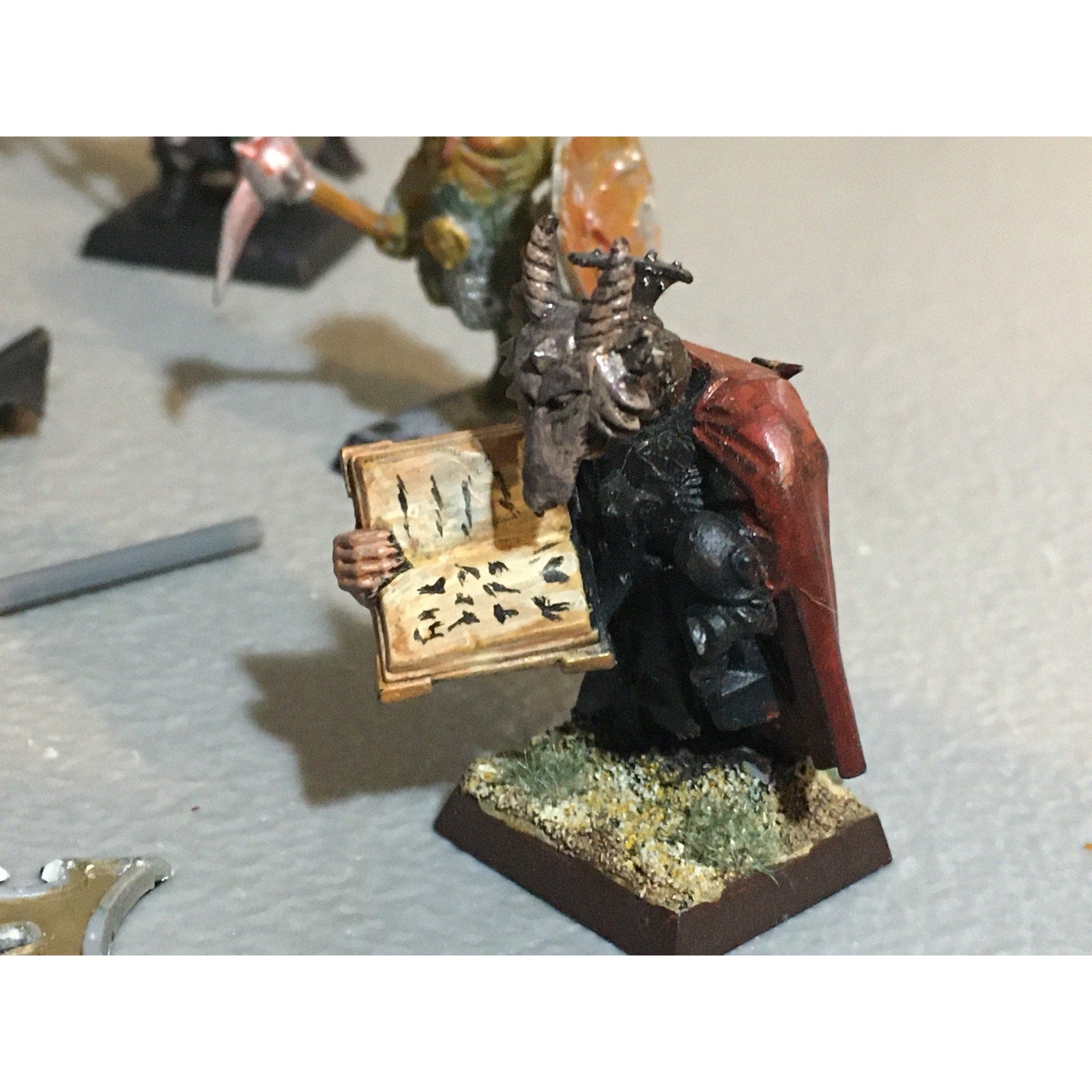 A29763 WARHAMMER FANTASY MIXED INCOMPLETE & BITS LOT CHAOS OGRE ELF GW