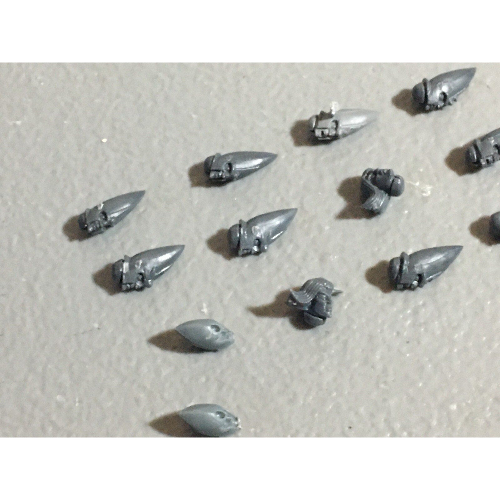 A22054 WARHAMMER FANTASY HIGH ELVES BITS LOT HEADS GW GAMES WORKSHOP