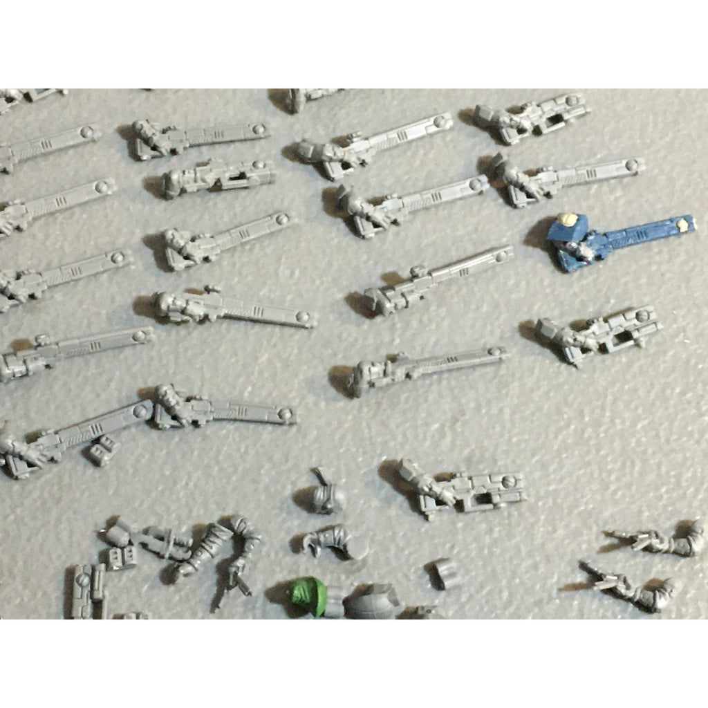 A33932 WARHAMMER 40K TAU EMPIRE FIRE WARRIORS BITS LOT GW GAMES WORKSHOP