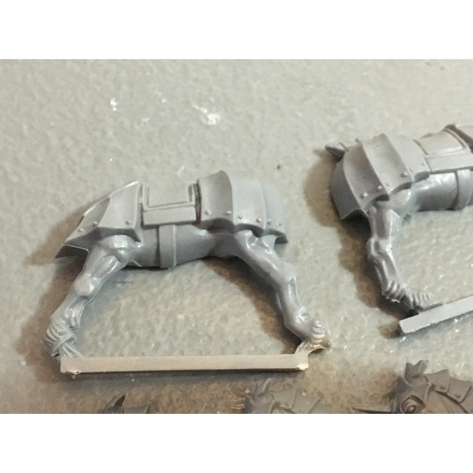 A20091 WARHAMMER FANTASY THE EMPIRE HORSE BITS LOT HEADS BODY GAMES WORKSHOP