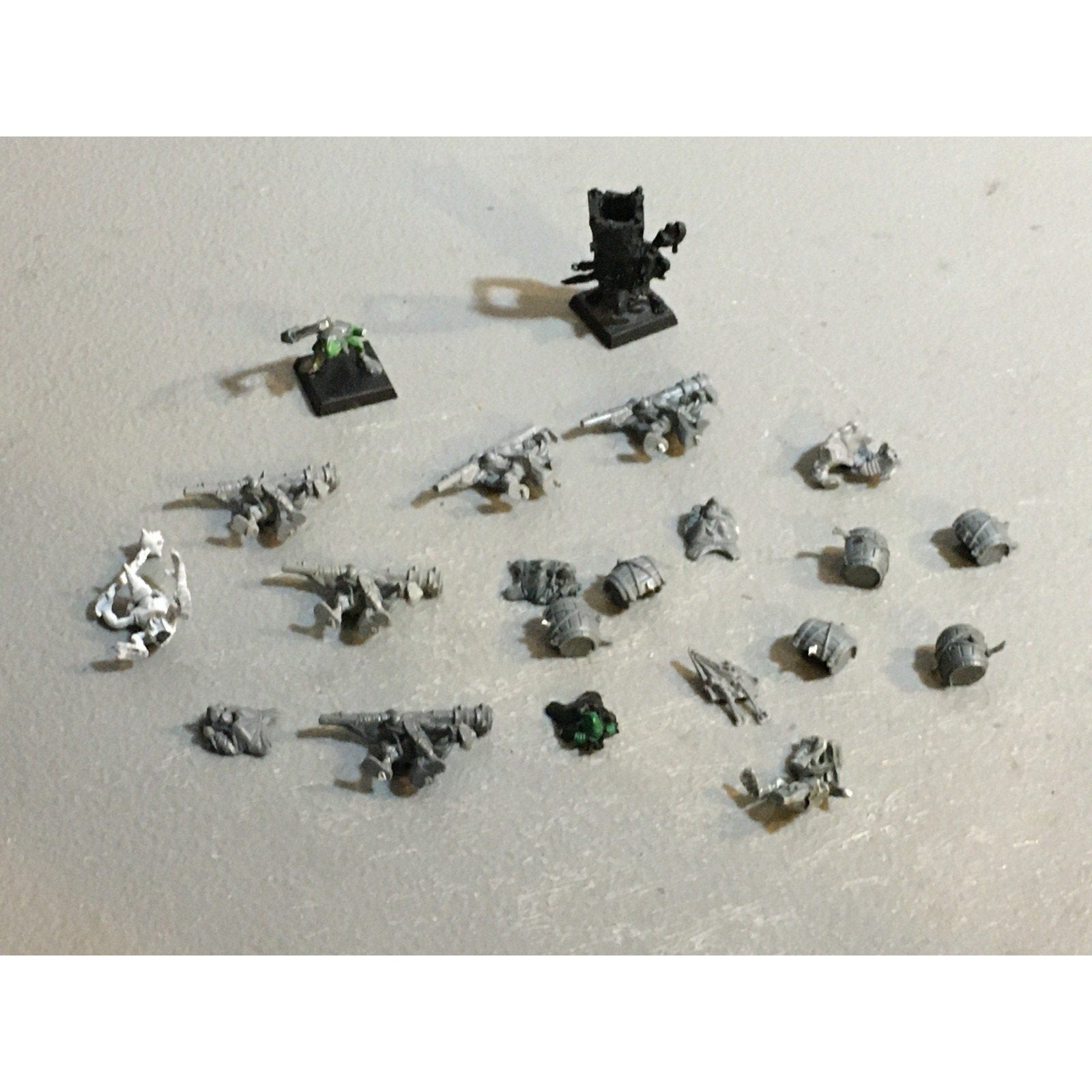 A29647 WARHAMMER FANTASY OLD WORLD OGRE KINGDOMS INCOMPLETE GNOBLARS LOT GW