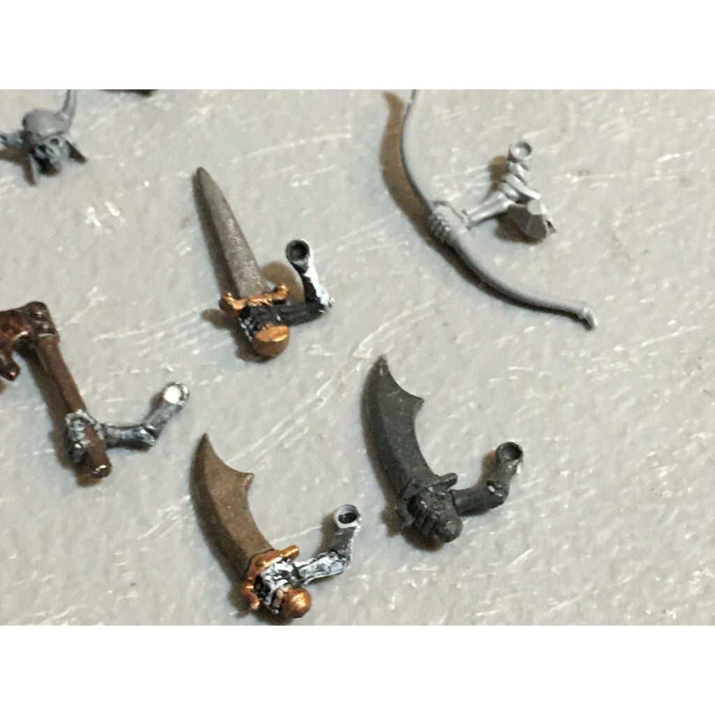 A23229 WARHAMMER FANTASY UNDEAD VAMPIRE COUNTS BITS LOT SKELETON ARMS HEADS GW
