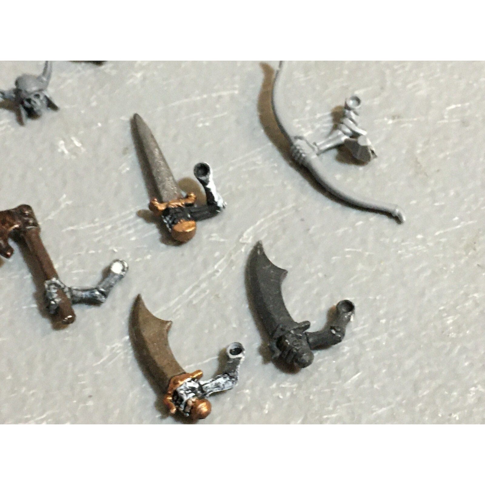 A23229 WARHAMMER FANTASY UNDEAD VAMPIRE COUNTS BITS LOT SKELETON ARMS HEADS GW