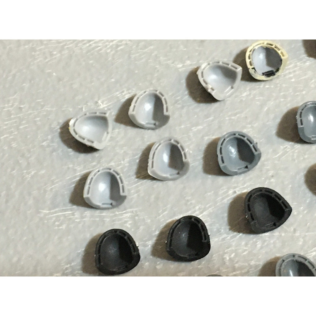 A23256 WARHAMMER 40K SPACE MARINES BITS LOT SHOULDER PADS GAMES WORKSHOP GW