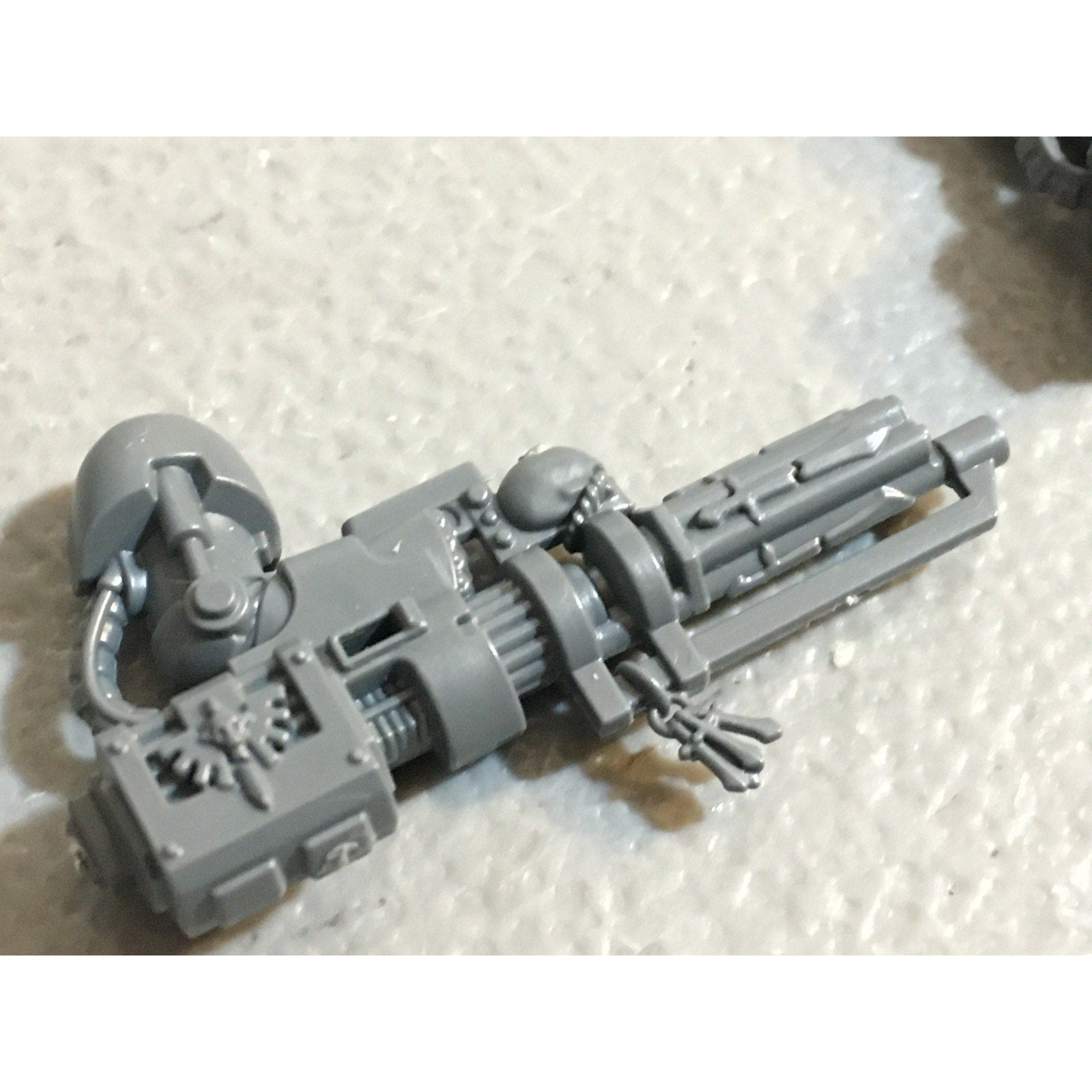 A29423 WARHAMMER 40K SPACE MARINES DARK ANGELS BITS LOT ARMS CLAW HEAVY GW
