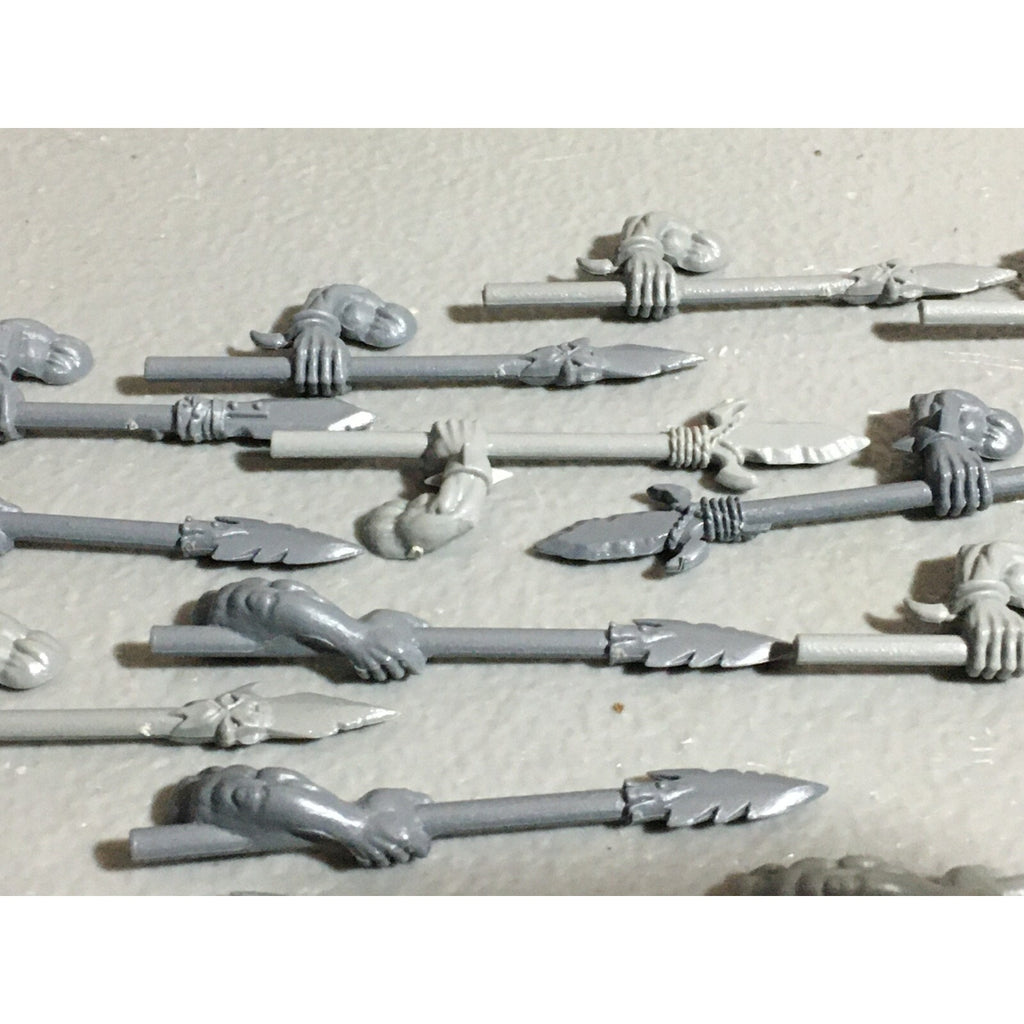 A22608 WARHAMMER FANTASY ORCS & GOBLINS BITS LOT ORC BOYZ SPEARS GAMES WORKSHOP