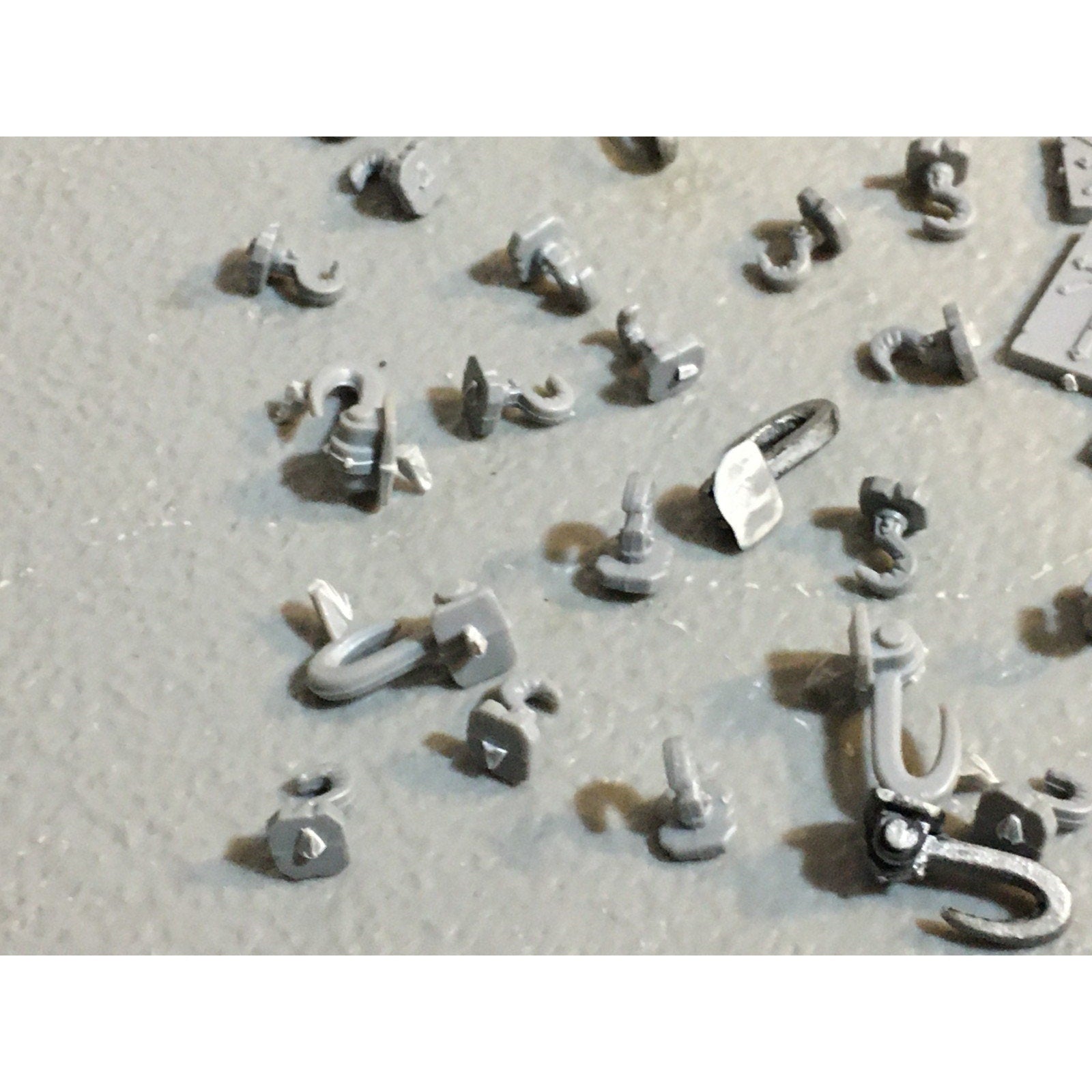 A25114 WARHAMMER 40K CHAOS SPACE MARINES BITS LOT TANK PLATE HOOK 4 BIT METAL GW