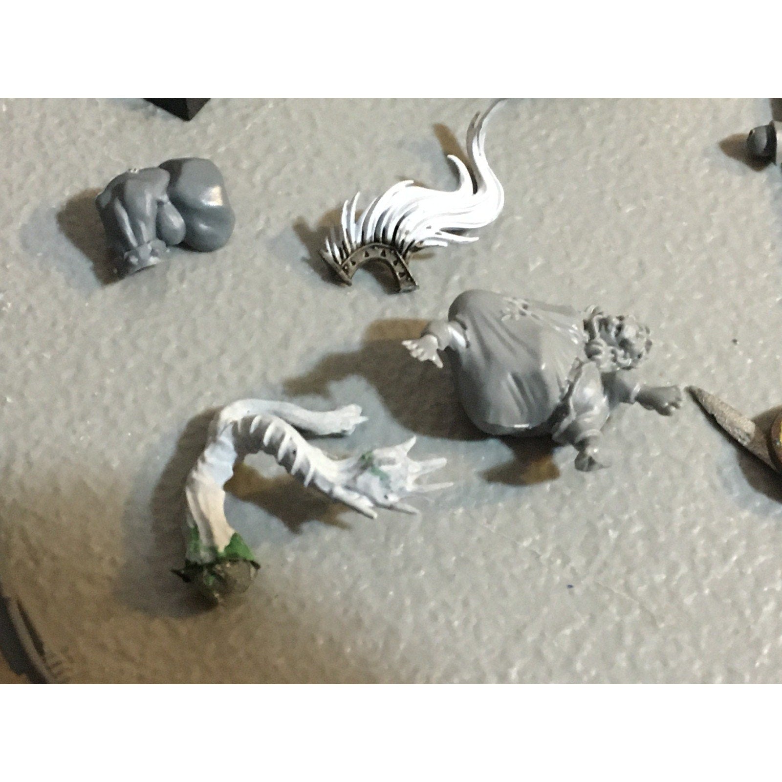 A29763 WARHAMMER FANTASY MIXED INCOMPLETE & BITS LOT CHAOS OGRE ELF GW