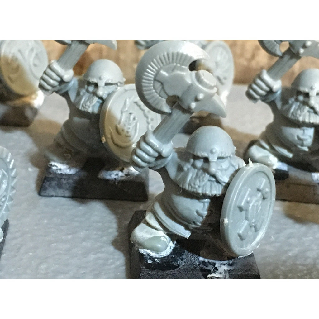 A33416 WARHAMMER FANTASY OLD WORLD QUEST DWARFS DWARF MONOPOSE 8 PK GW 4TH ED