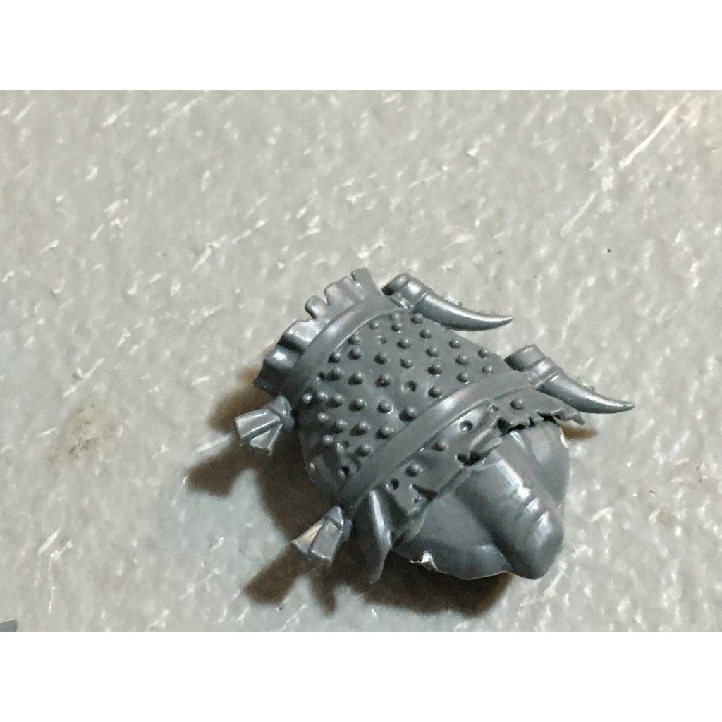 A23248 WARHAMMER FANTASY CHAOS BEASTMEN BITS LOT CYGOR ARM GAMES WORKSHOP GW