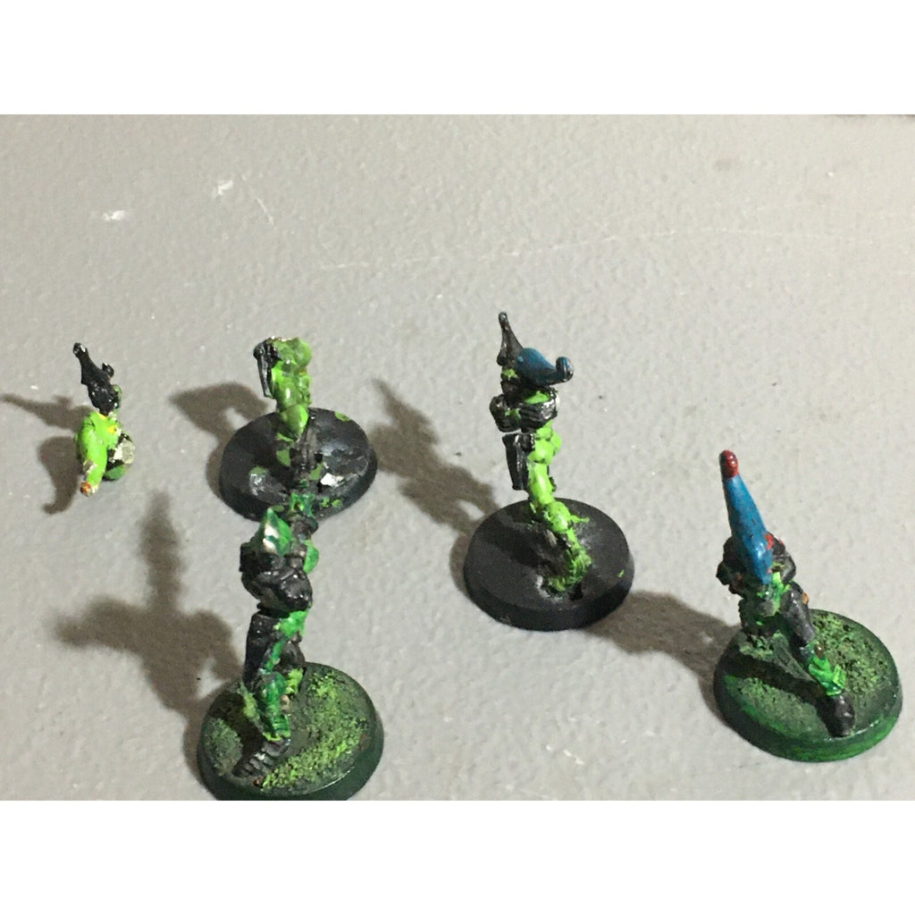 A22109 WARHAMMER 40K ELDAR CRAFTWORLDS METAL INCOMPLETE STRIKING SCORPIONS GW