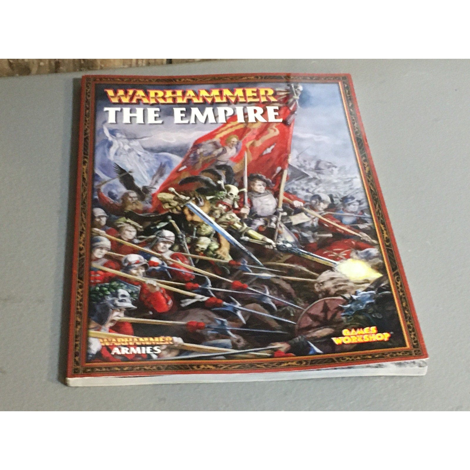 BOOK WARHAMMER FANTASY THE EMPIRE ARMY BOOK GW GAMES WORKSHOP