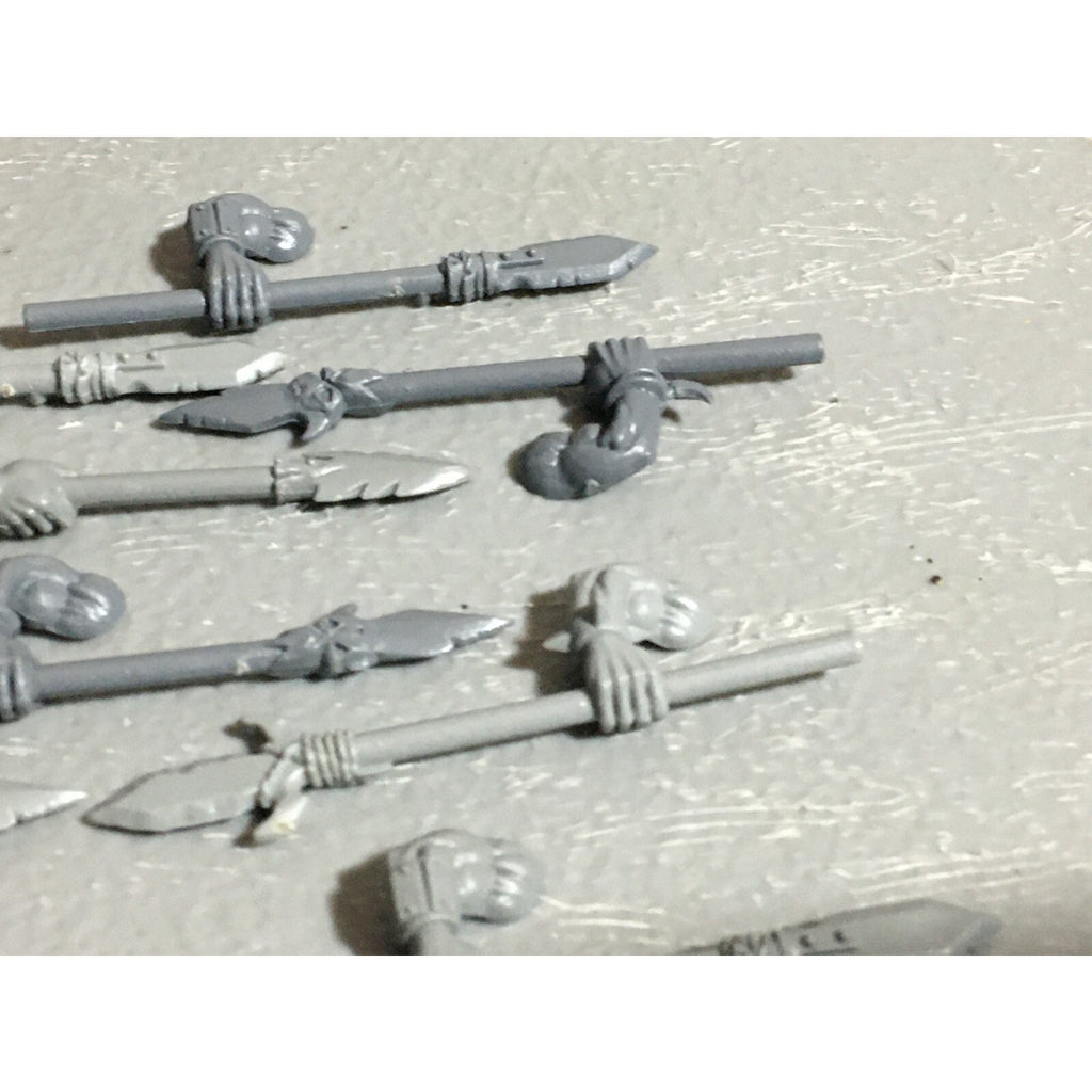 A22608 WARHAMMER FANTASY ORCS & GOBLINS BITS LOT ORC BOYZ SPEARS GAMES WORKSHOP