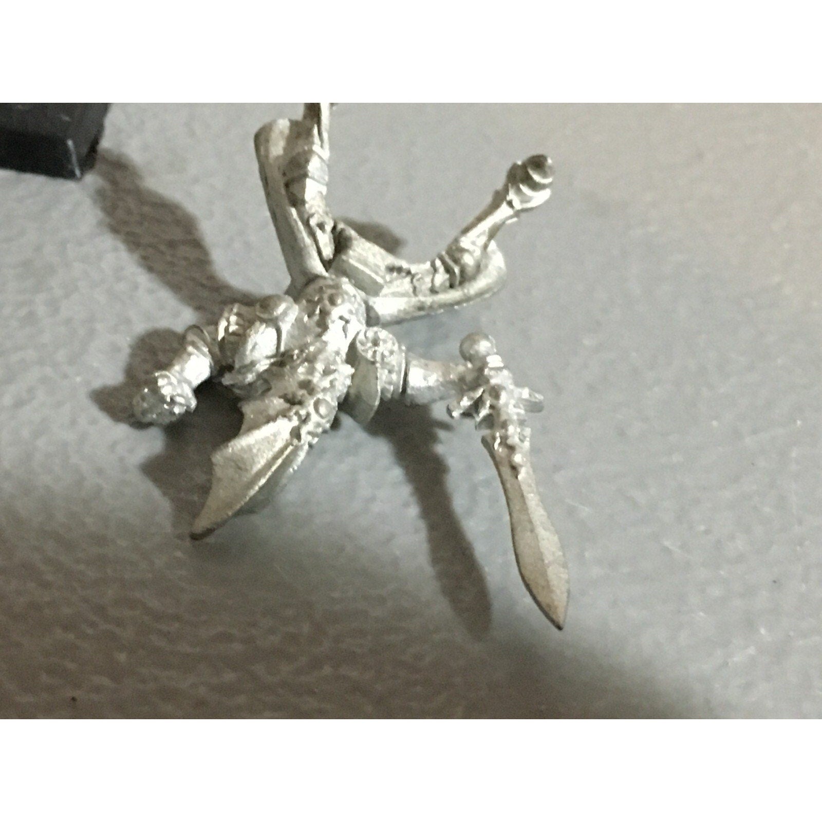 A23909 WARHAMMER FANTASY HIGH ELVES METAL MOUNTED HERO ARDATH NO SHIELD ALT HORS