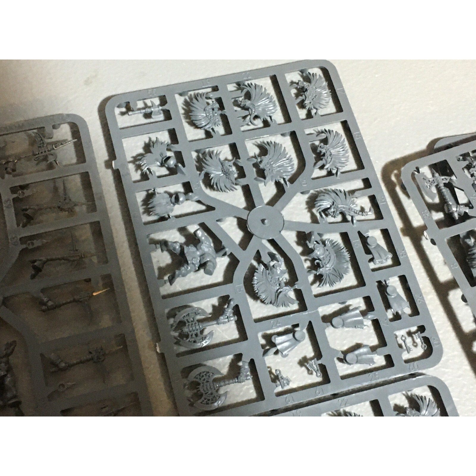 A20191 WARHAMMER AOS FYRESLAYERS BITS LOT VULKITE BERZERKERS NOS 10 PK ON SPRUE