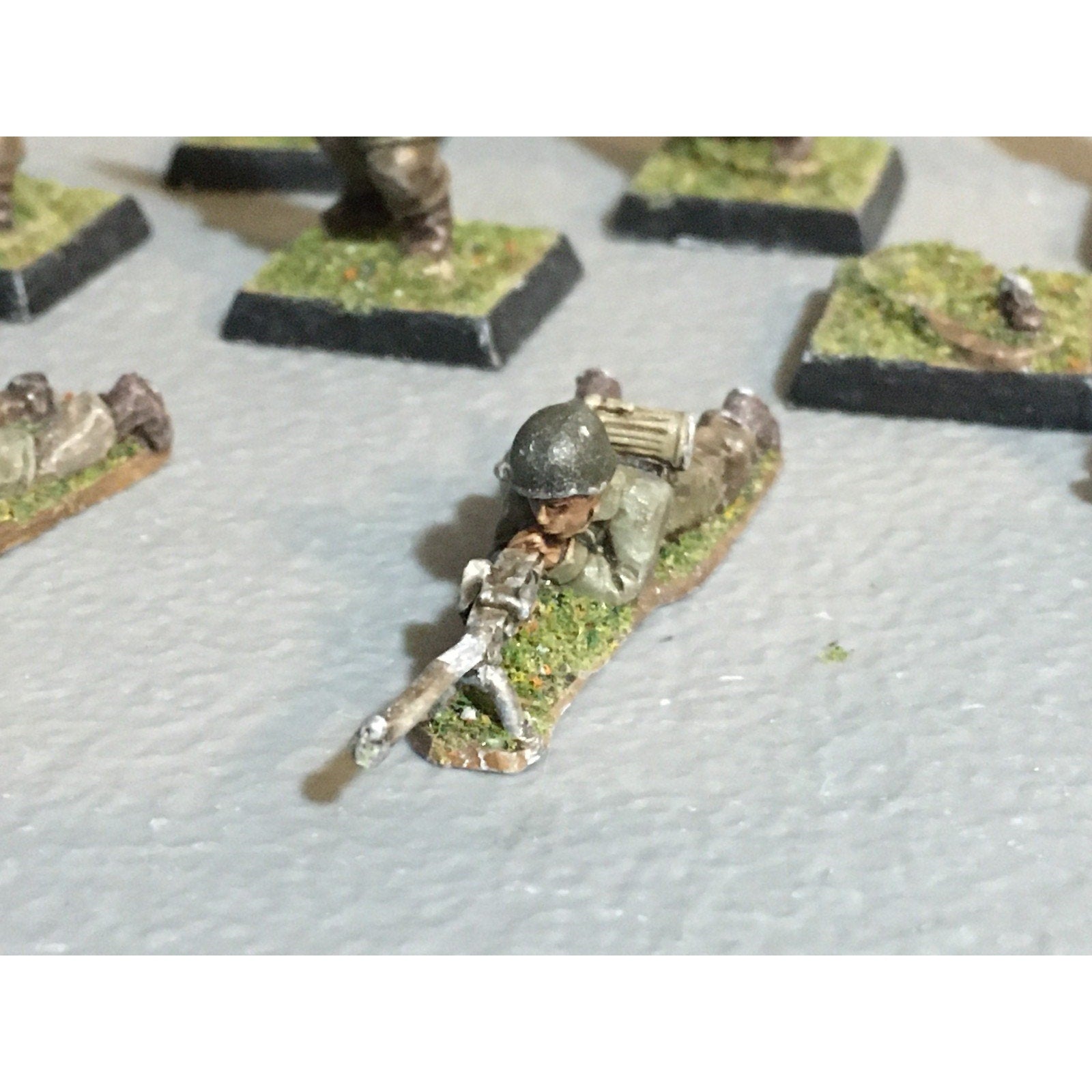 A30867 UNKNOWN METAL MINIATURES SOLDIERS INFANTRY WWII? WWI? TABLE TOP WAR GAMES