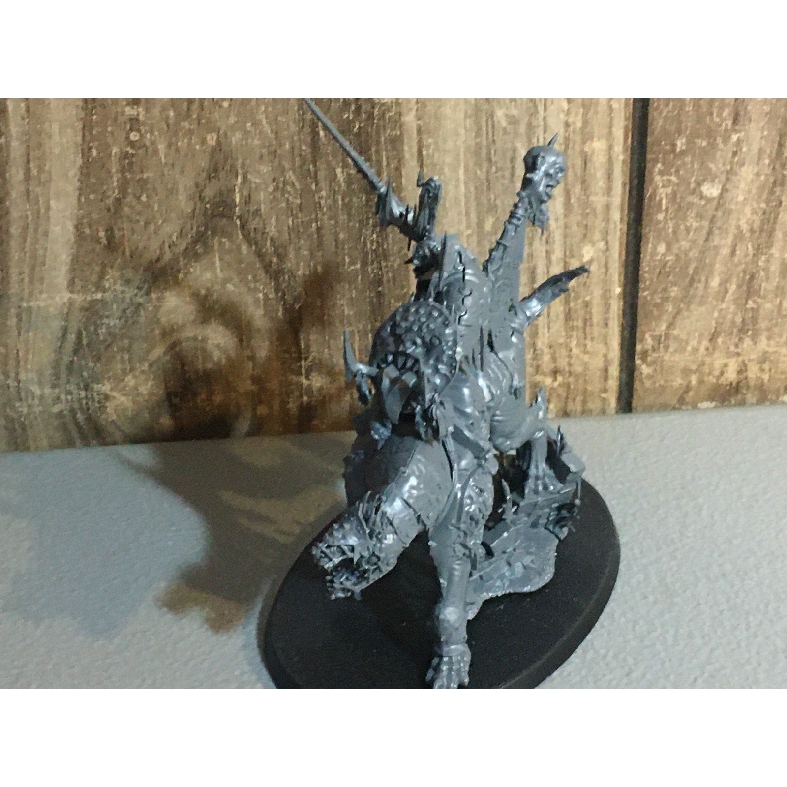 SA34023 WARHAMMER AOS SIGMAR ORRUK WARCLANS KRULEBOYZ KILLABOSS ON GNASHTOOF