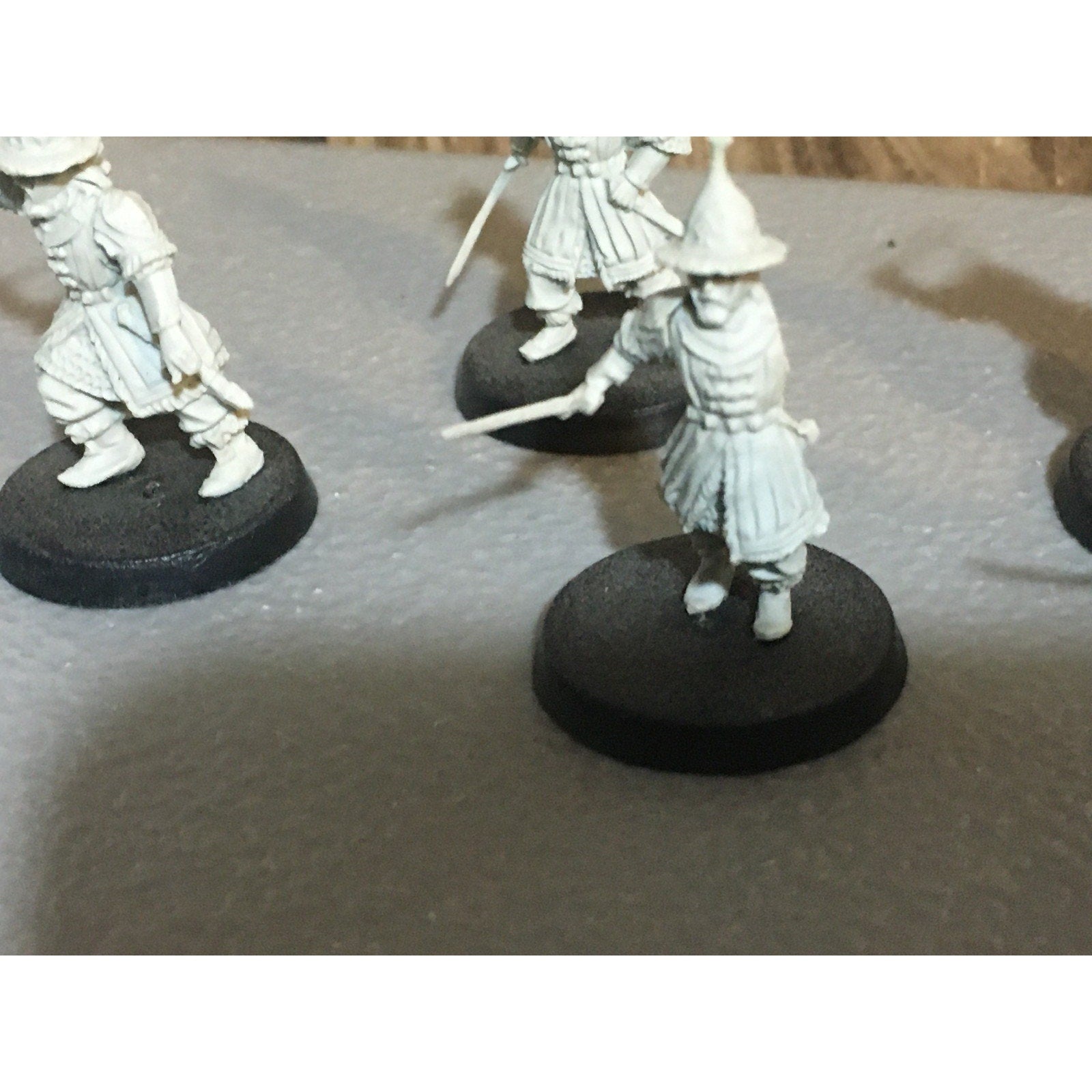 A30401 LOTR LORD RINGS GAMES WORKSHOP LAKE-TOWN GUARD 5 PK MISS 1 ARM FINECAST