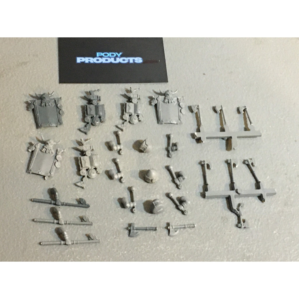 A33597 WARHAMMER FANTASY OLD WORLD DWARVES DWARFS BITS LOT BANNER AXE DRUM GW