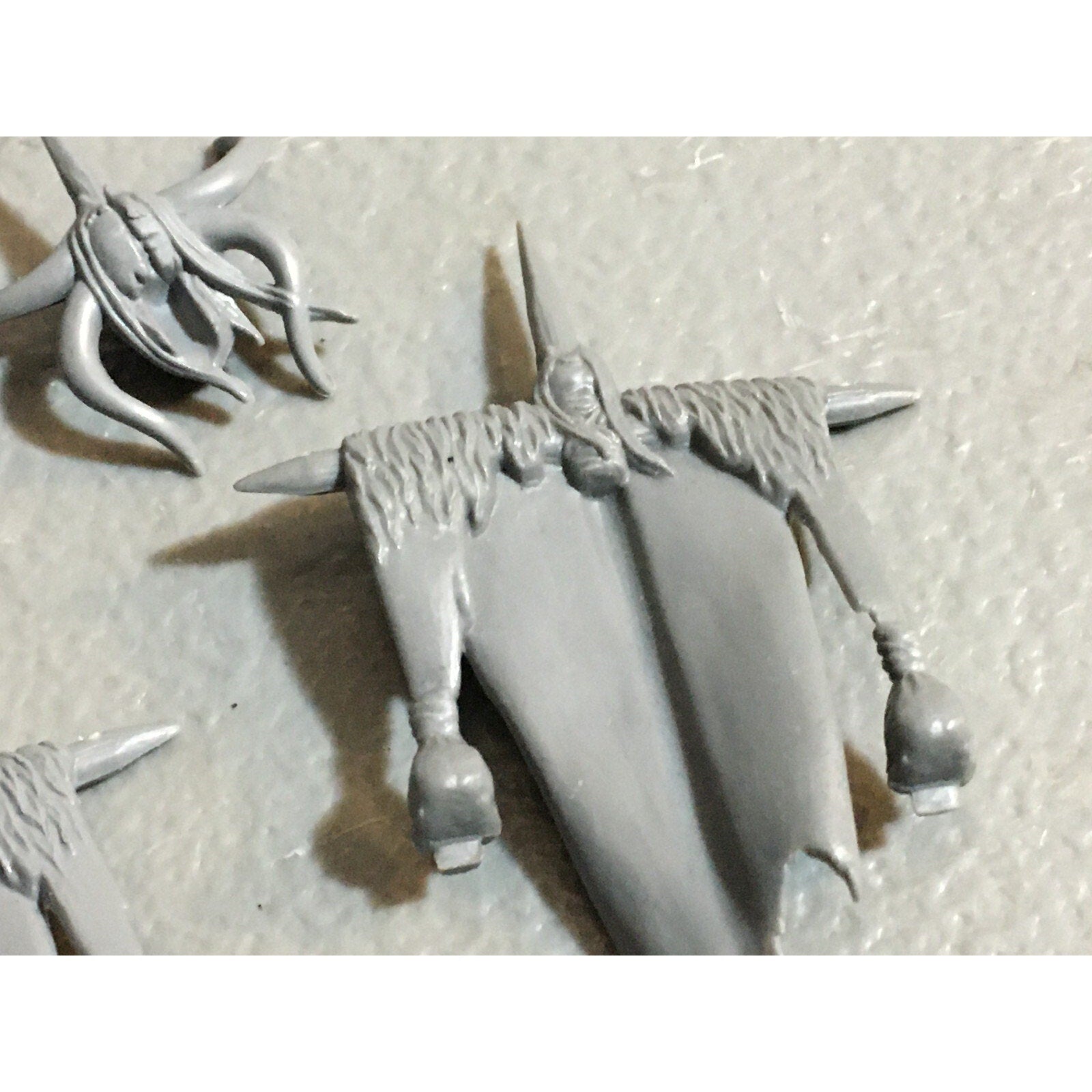 A23245 WARHAMMER FANTASY CHAOS BEASTMEN BITS LOT COMMAND GAMES WORKSHOP GW