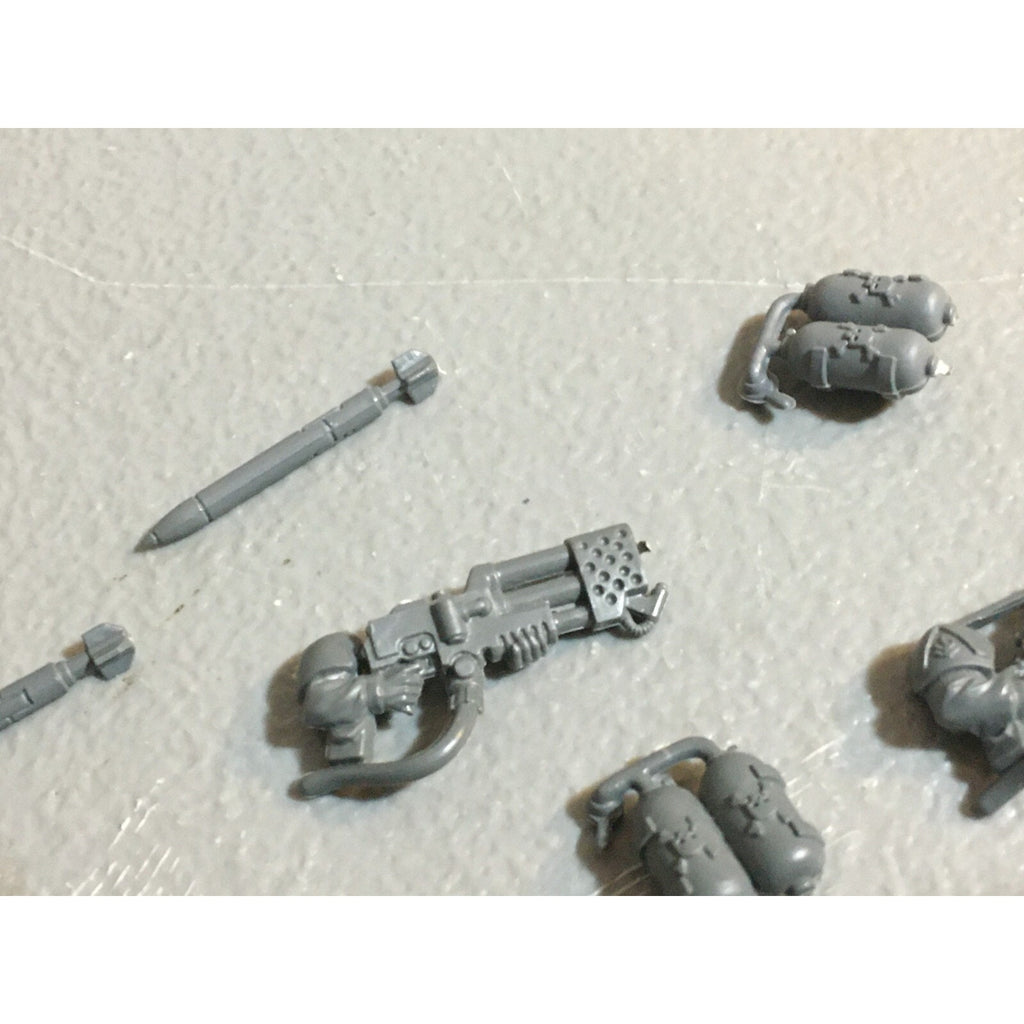 A17843 WARHAMMER 40K ASTRA IG GUARD CADIAN SPECIAL & HEAVY WEAPONS BITS LOT GW