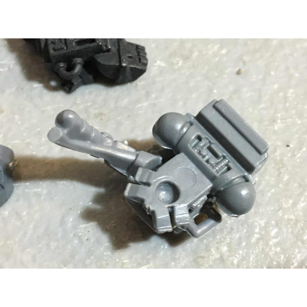 A23265 WARHAMMER 40K SPACE MARINES BITS LOT MIXED HEAVY BACKPACK MISSILE GW