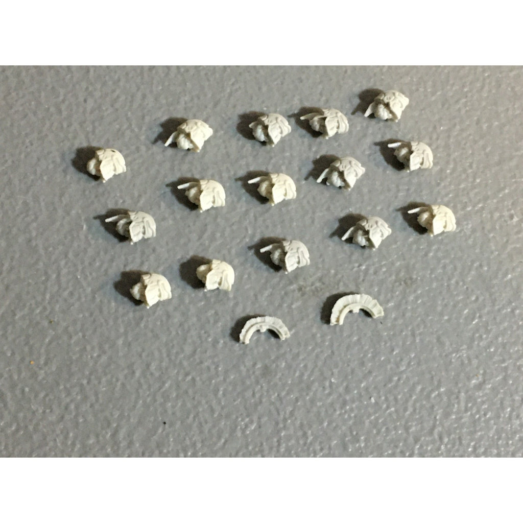 A32539 PUPPETSWAR MINIATURES PLASTIC FANTASY SPARTAN HELMET HEADS BITS PACK LOT
