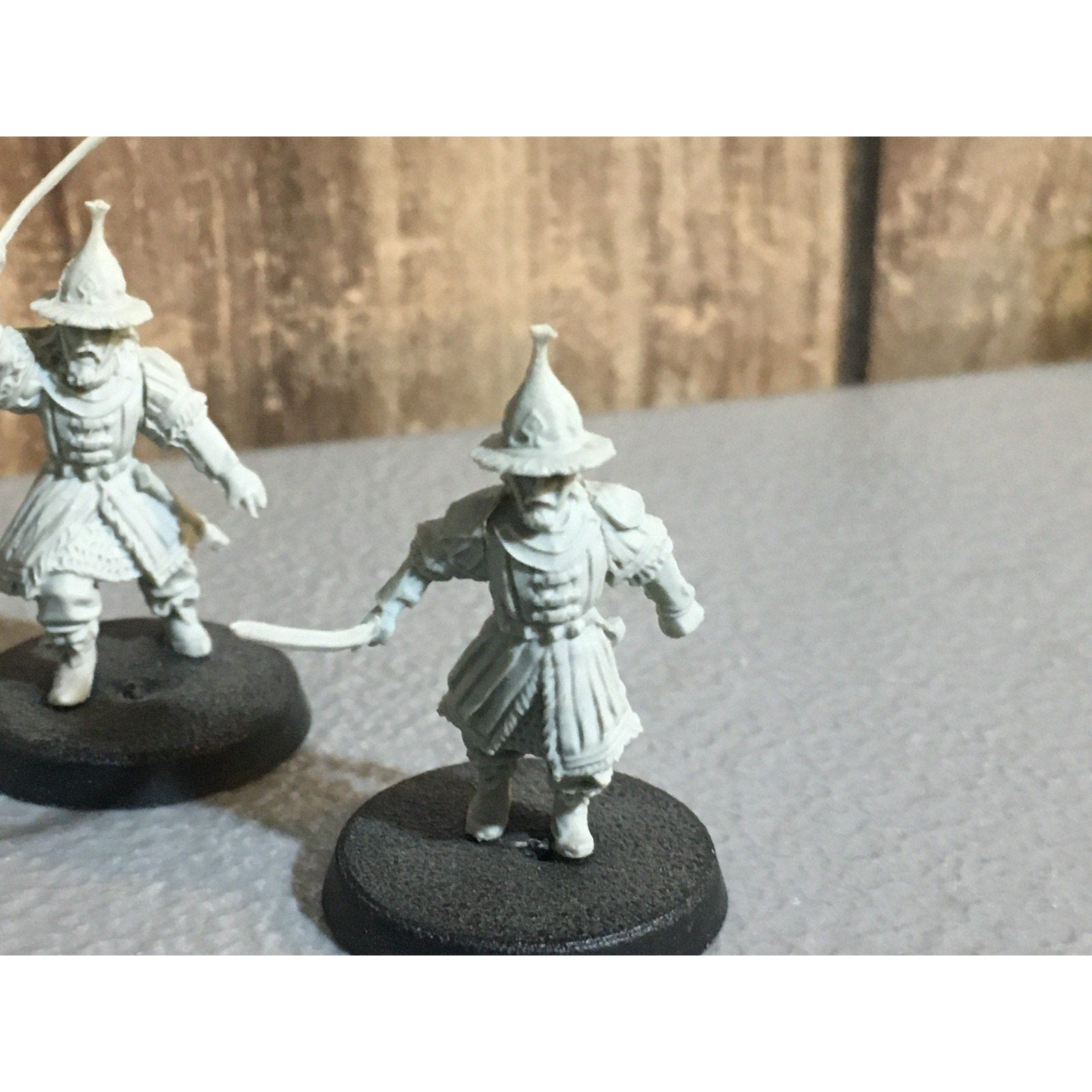 A30401 LOTR LORD RINGS GAMES WORKSHOP LAKE-TOWN GUARD 5 PK MISS 1 ARM FINECAST