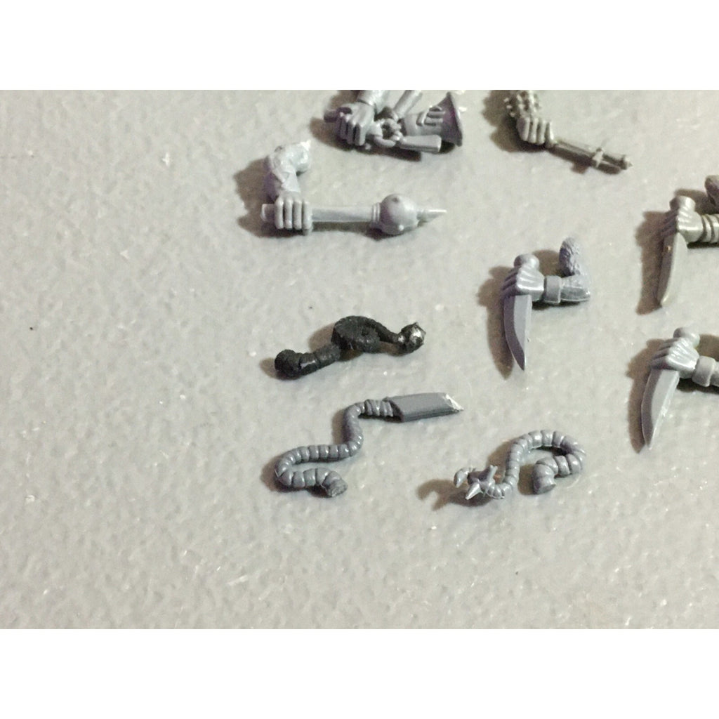 A22307 WARHAMMER FANTASY SKAVEN INCOMPLETE & BITS LOT GAMES WORKSHOP GW
