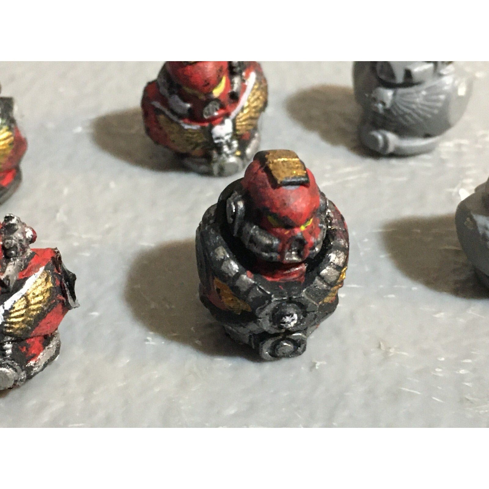 A23086 WARHAMMER 40K SPACE MARINES BITS LOT HEADS TORSOS GAMES WORKSHOP GW