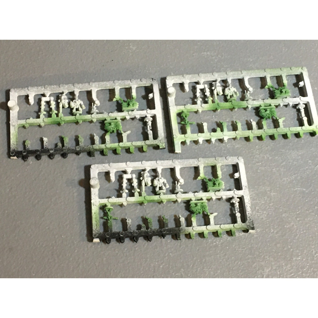 A24562 EPIC 40K IMPERIAL GUARD ROBOTS BIKES WAR WALKERS ON SPRUE GW WARHAMMER