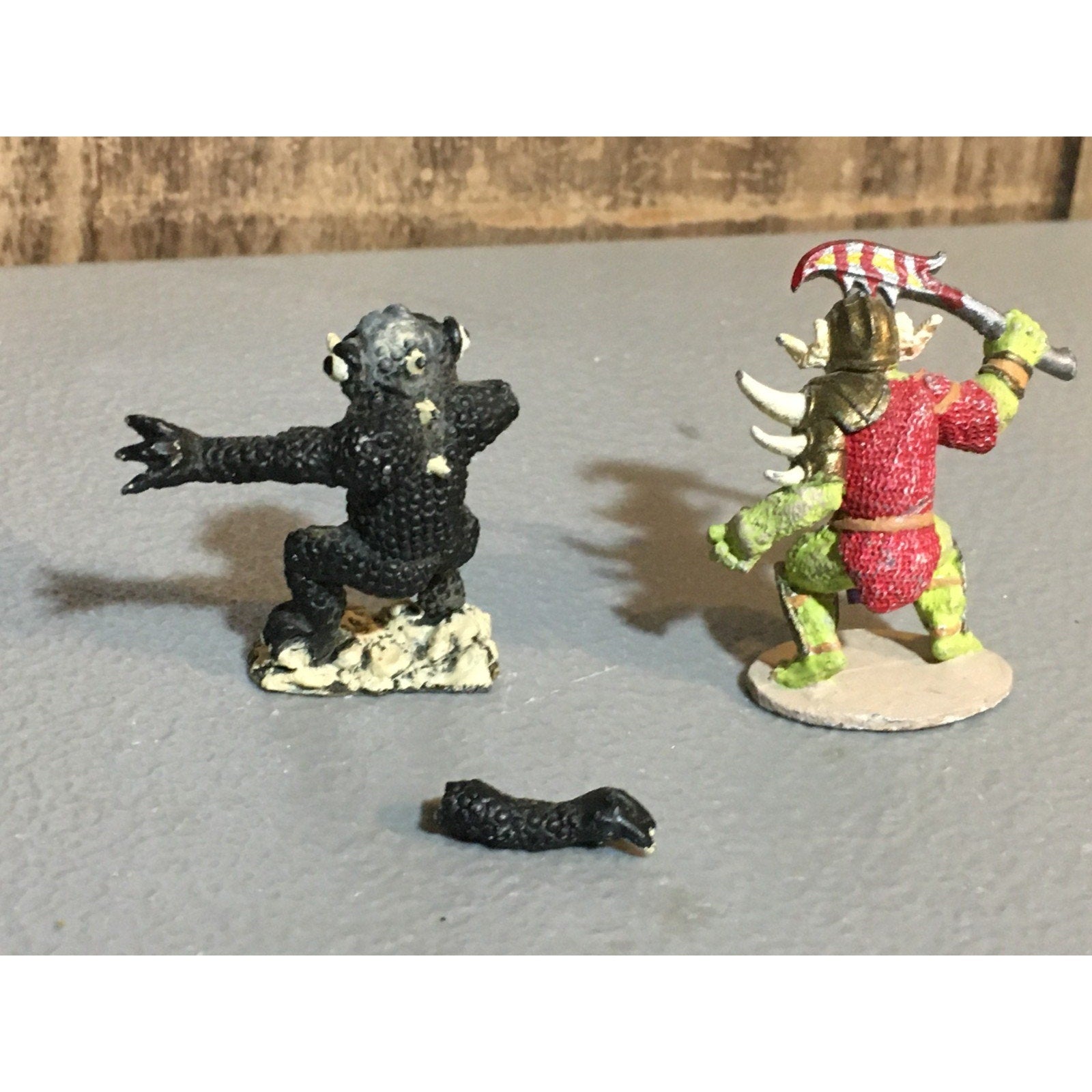 A24867 UNBRANDED METAL TABLETOP OLD OOP D&D FANTASY MONSTER ORC MINIATURES