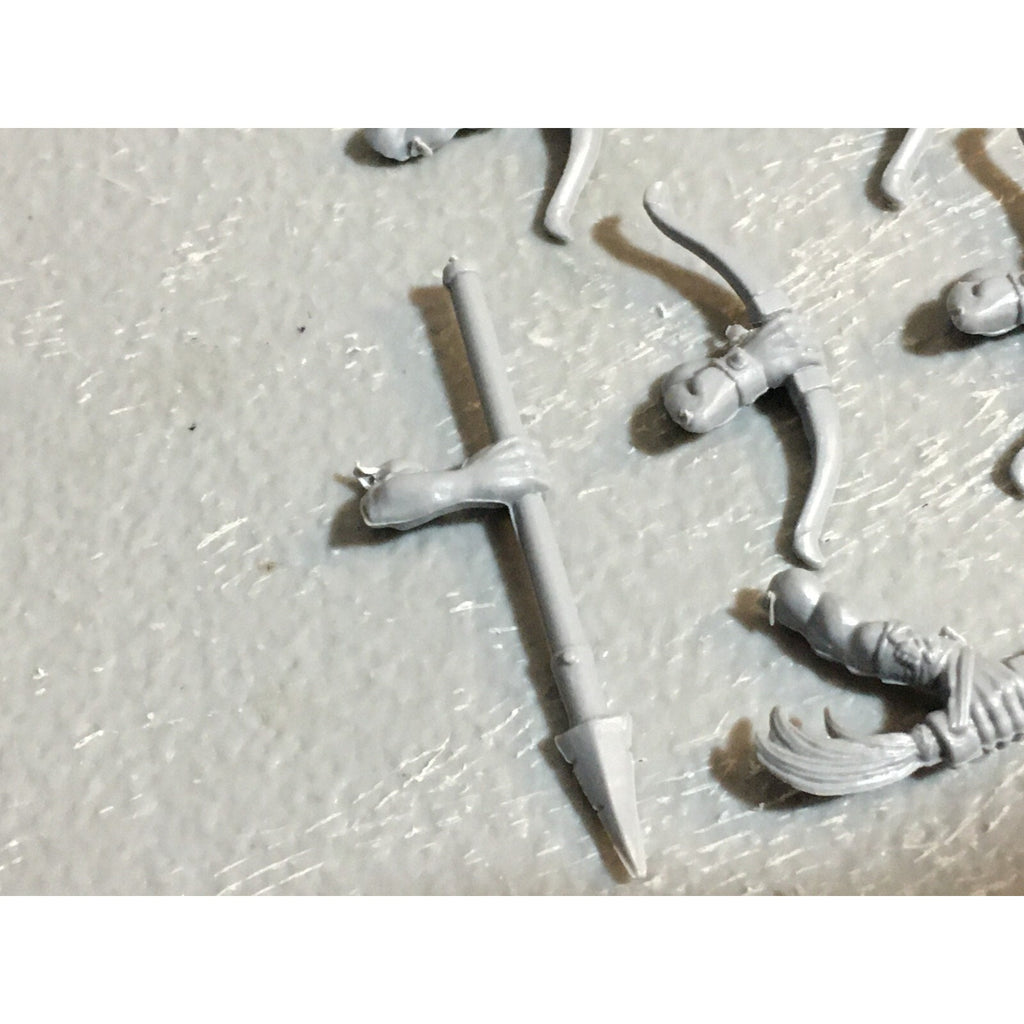 A23393 WARHAMMER FANTASY ORCS & GOBLINS BITS LOT WOLF RIDERS ARMS GW