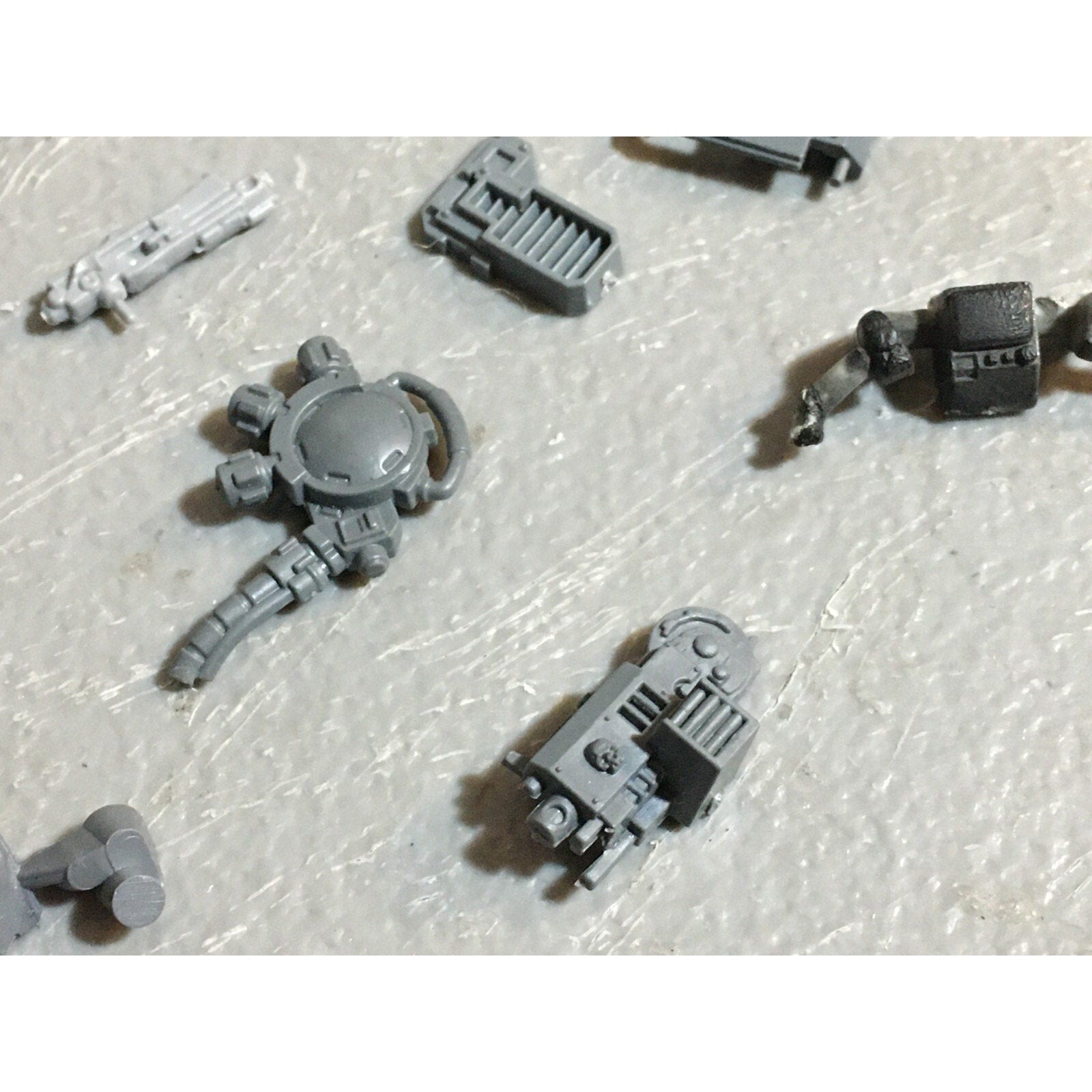 A23464 WARHAMMER 40K SPACE MARINES BITS LOT MIXED VEHICLE HEAVY GAMES WORKSHOP