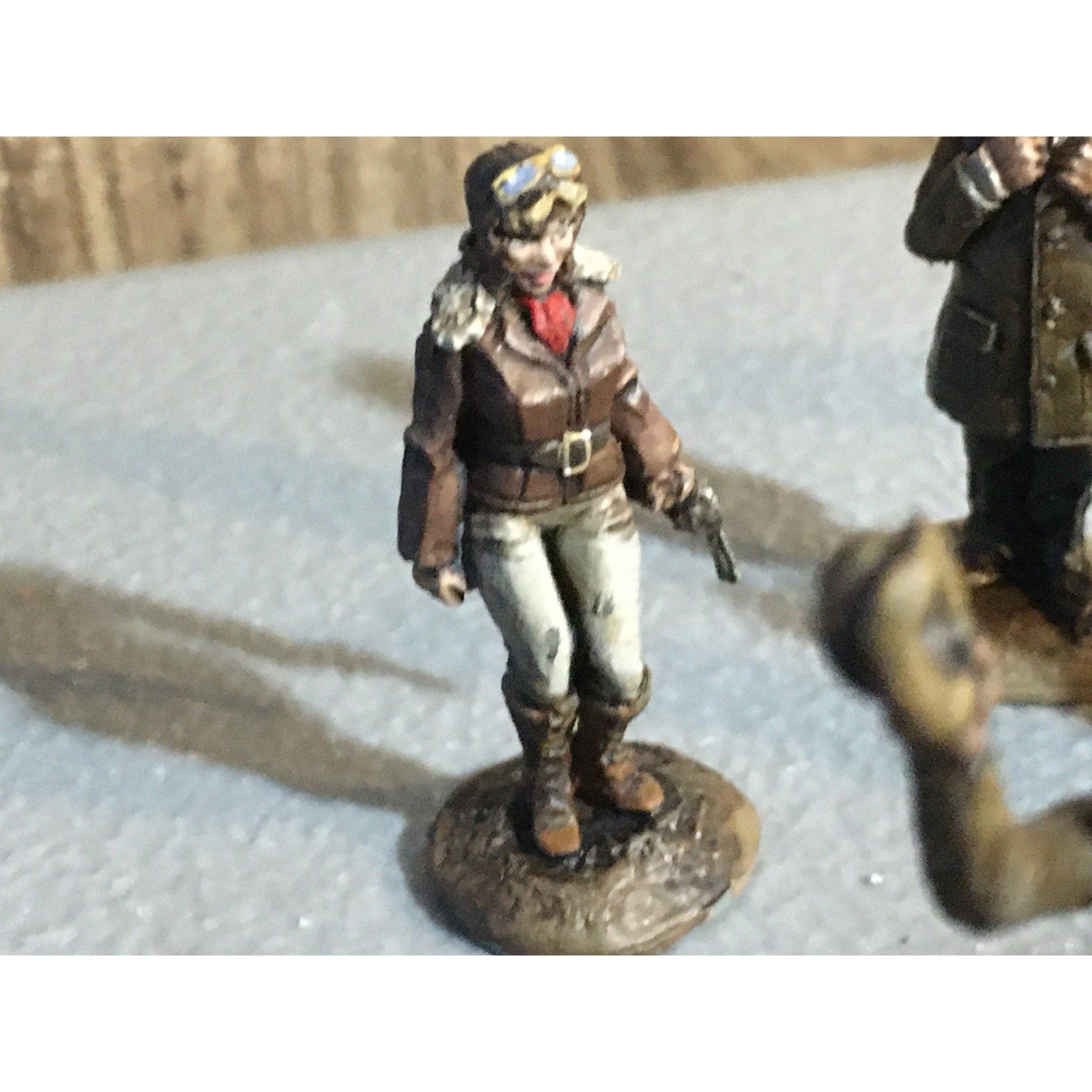 A30875 REAPER MINIATURES RMP HUMANS DETECTIVE FARMER PILOT