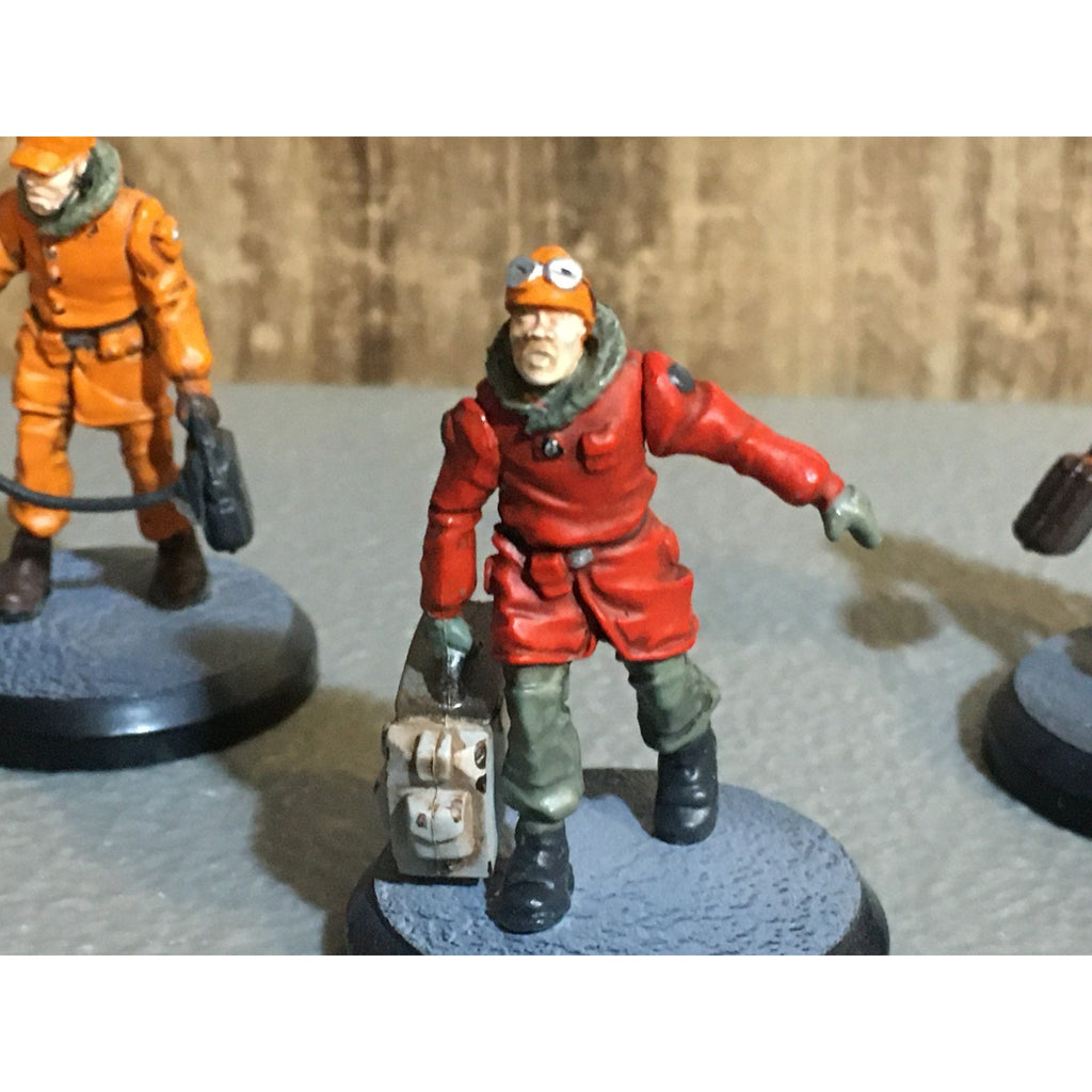 A33521 RACKHAM AT-43 UNA ENGINEERS 3 PK MINIATURES NO CARD