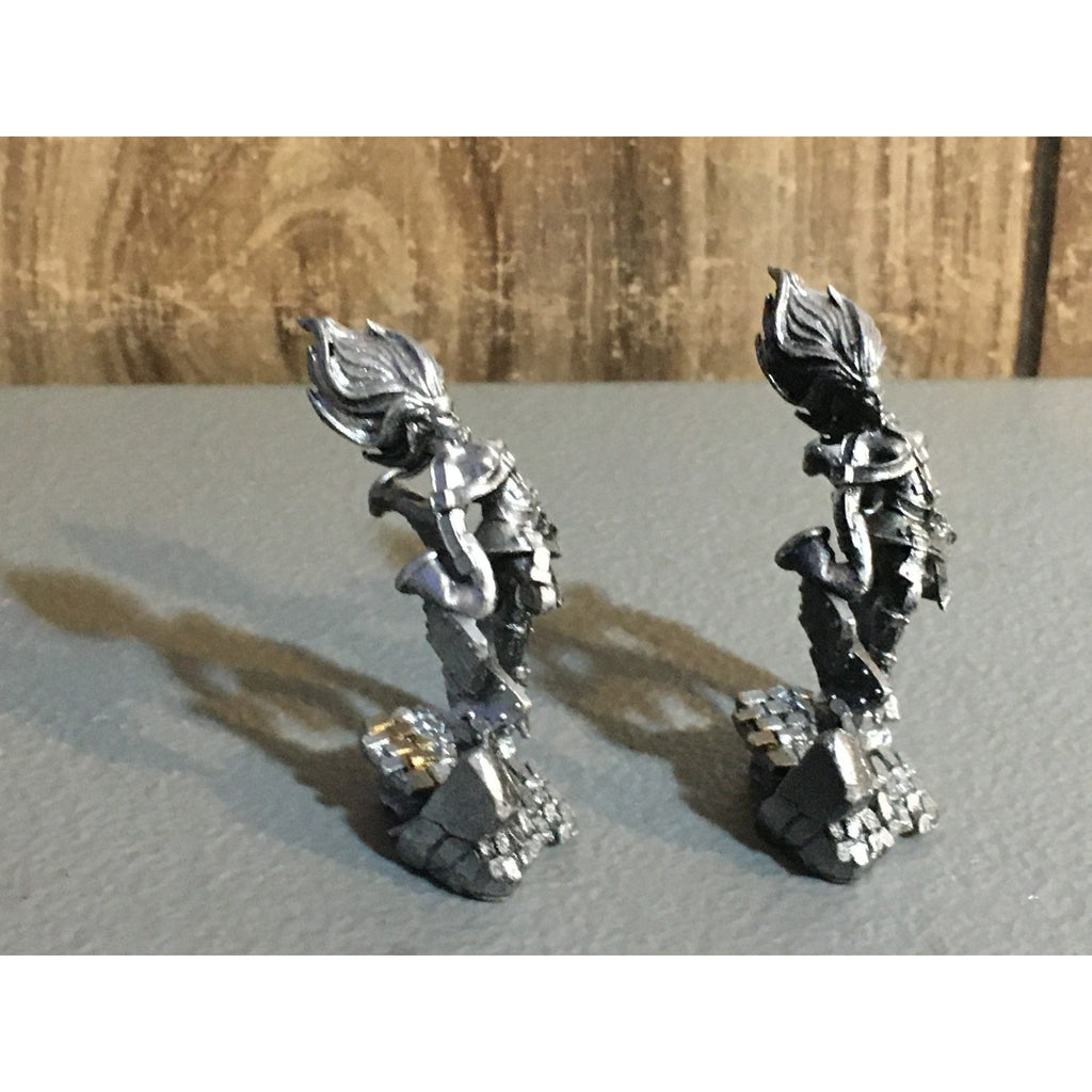A32598 UNKNOWN MINIATURES METAL PSYCHIC FEMALE 2 PK WIZARD PSYKER CASTER